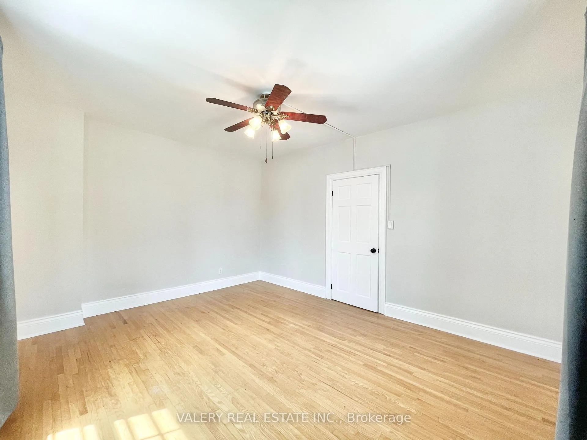 Photo 12 of Unit Main, 92 Nassau Street, Oshawa, Vanier — HOMEH