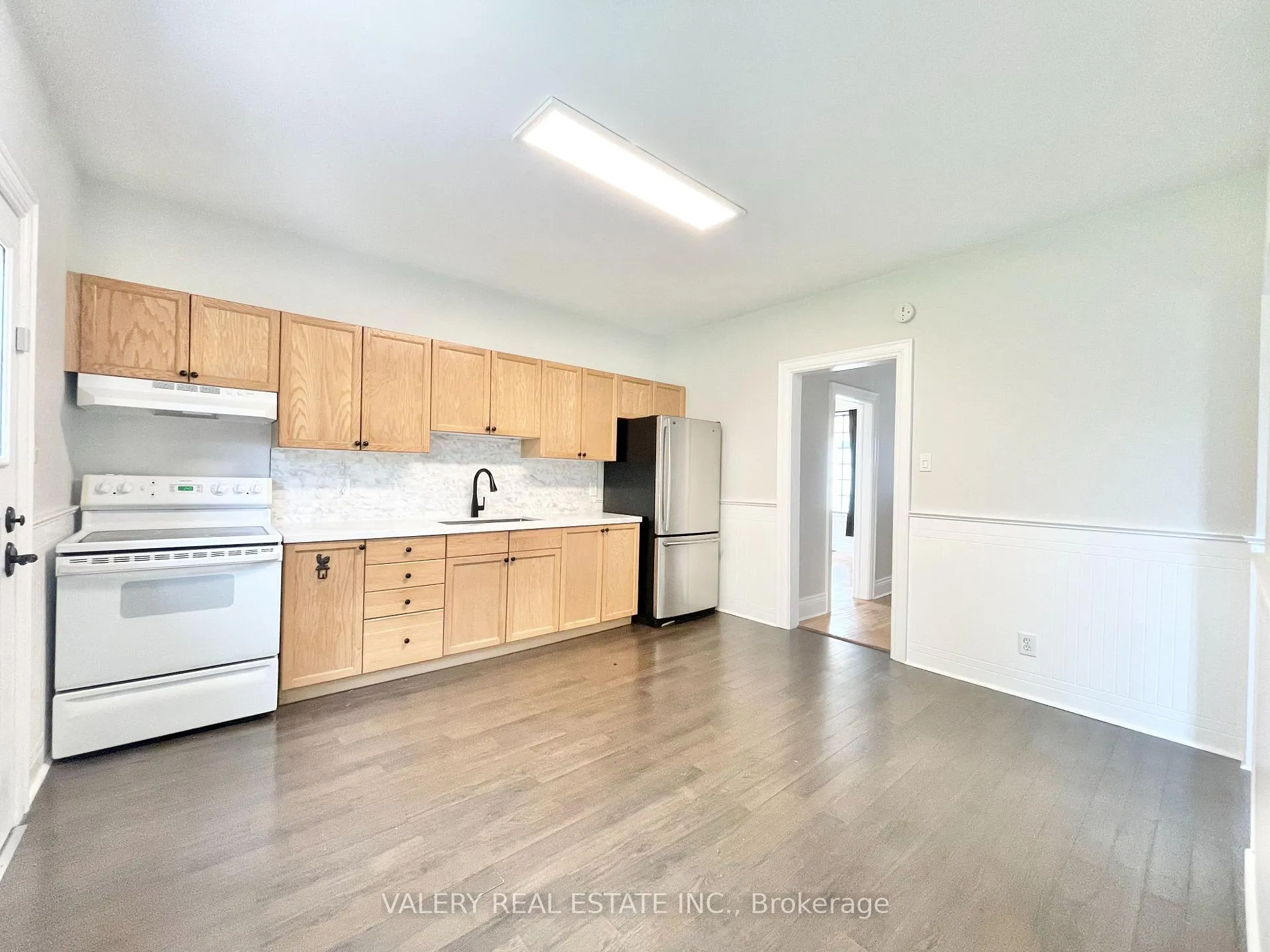 Photo 13 of Unit Main, 92 Nassau Street, Oshawa, Vanier — HOMEH