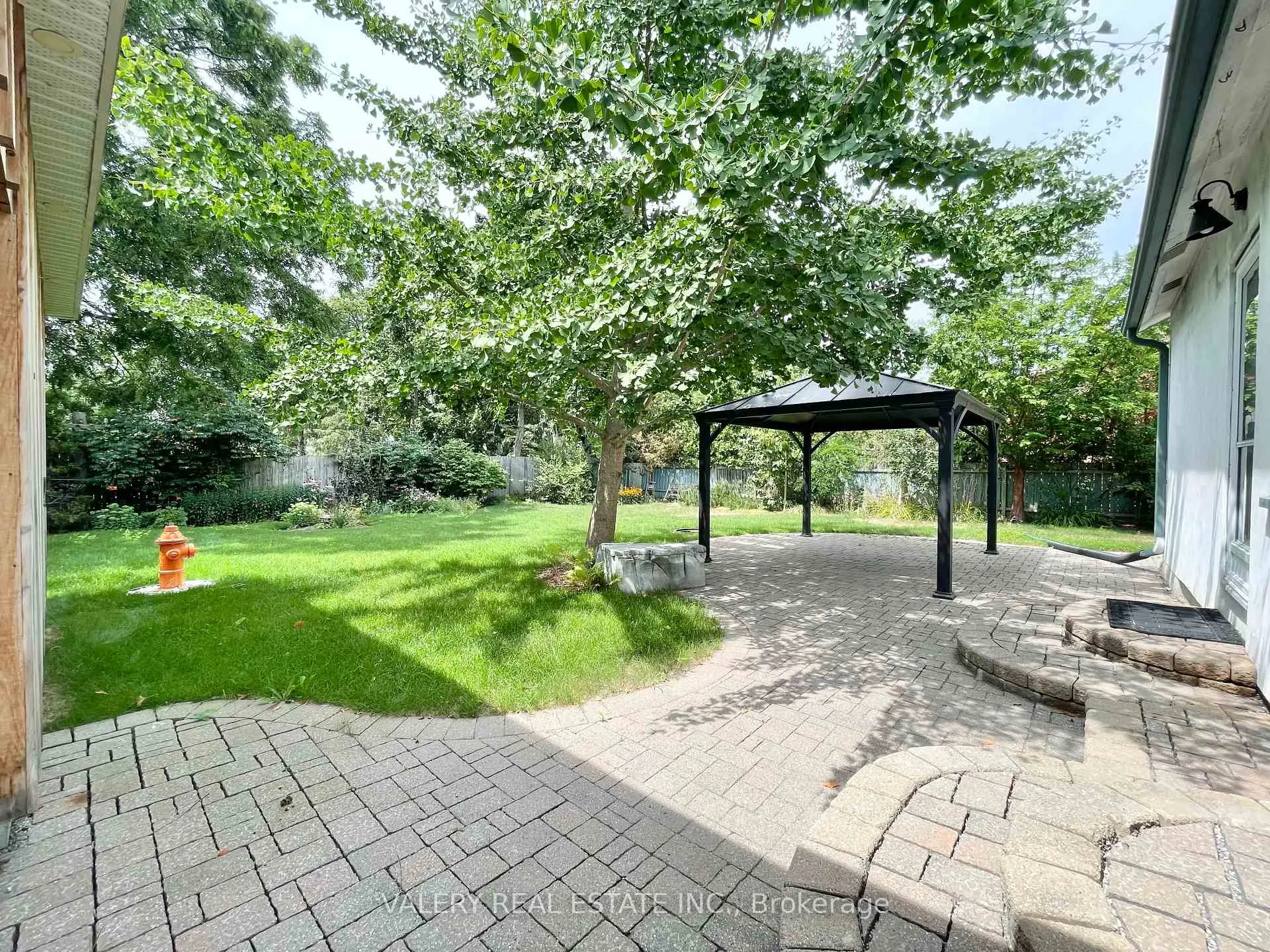 Photo 15 of Unit Main, 92 Nassau Street, Oshawa, Vanier — HOMEH