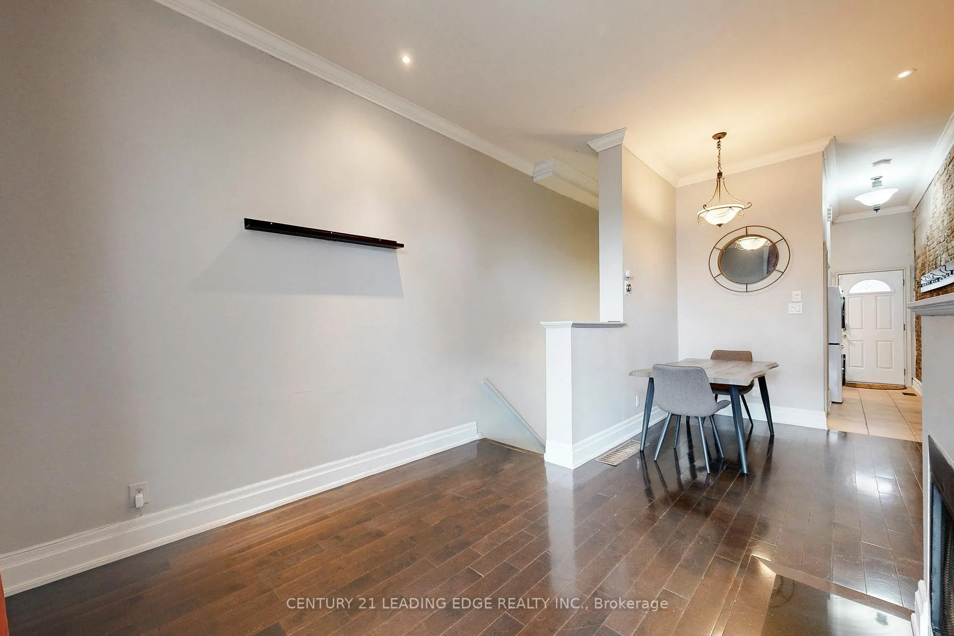 Photo 15 of Unit 4, 364 Dundas Street E, Toronto, Moss Park — HOMEH
