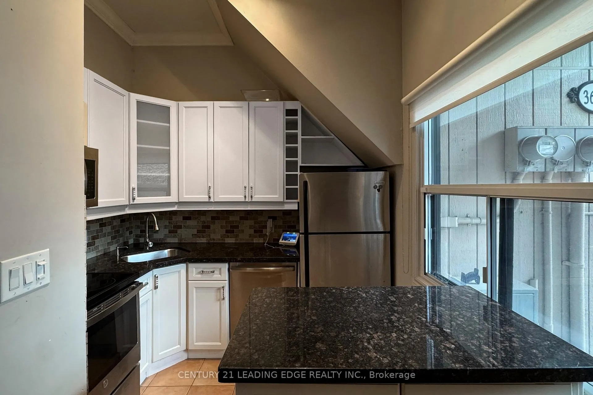 Photo 19 of Unit 4, 364 Dundas Street E, Toronto, Moss Park — HOMEH