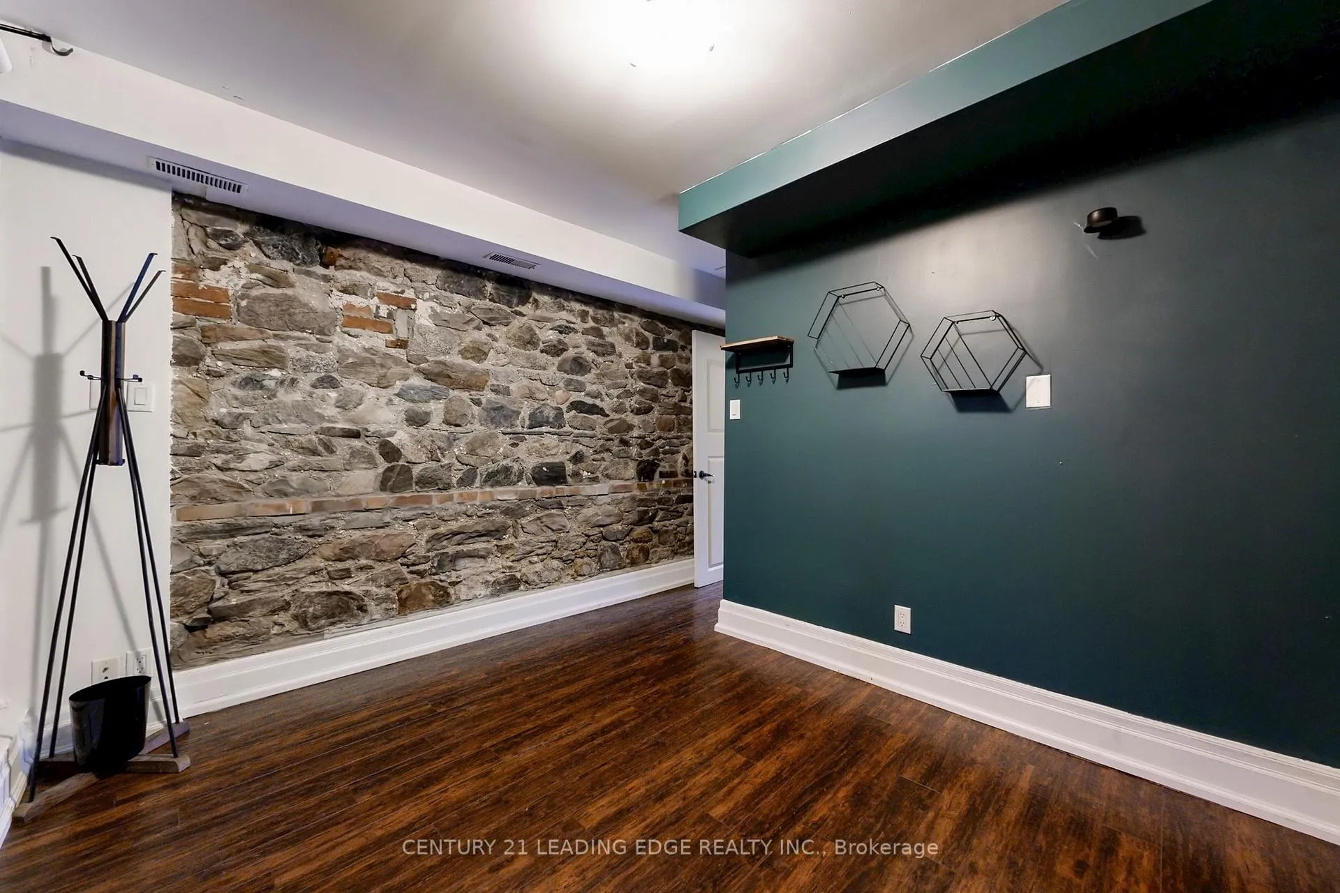 Photo 28 of Unit 4, 364 Dundas Street E, Toronto, Moss Park — HOMEH
