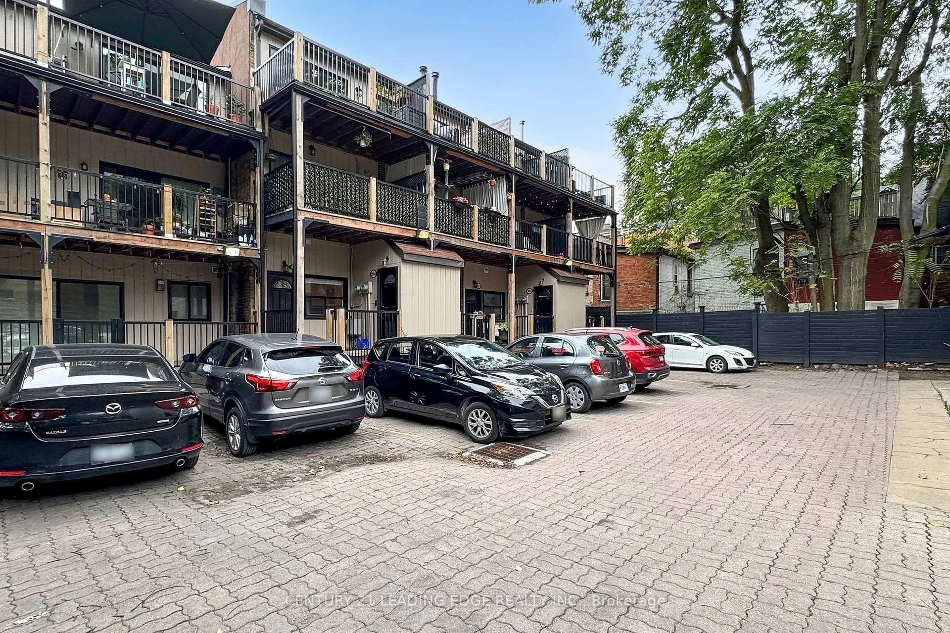 Photo 35 of Unit 4, 364 Dundas Street E, Toronto, Moss Park — HOMEH