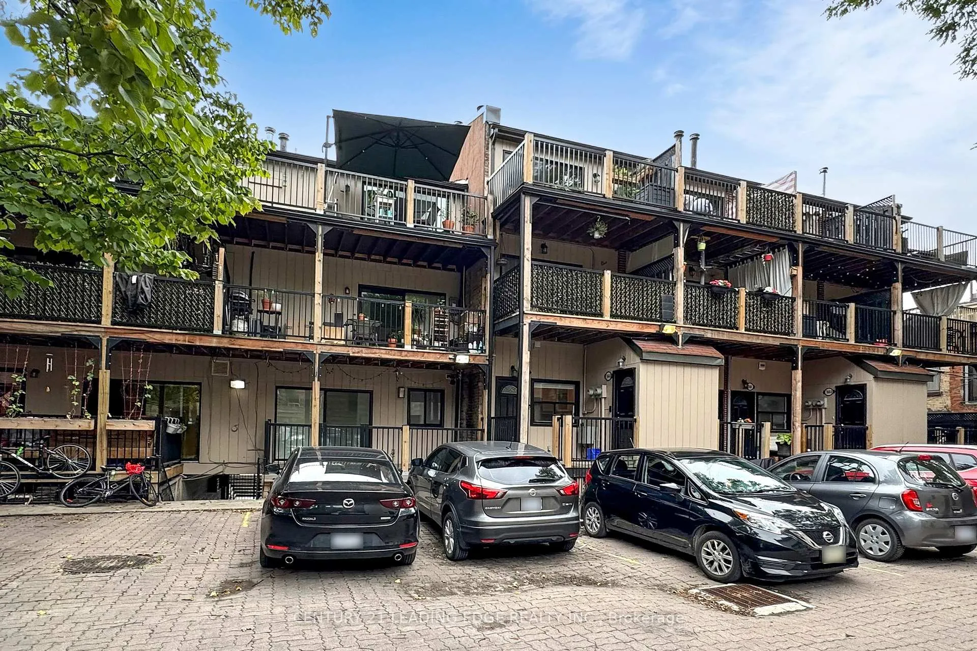 Photo 36 of Unit 4, 364 Dundas Street E, Toronto, Moss Park — HOMEH