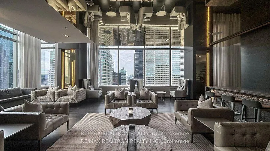 Photo 5 of Unit 3104, 88 Scott Street, Toronto, Church-Yonge Corridor — HOMEH