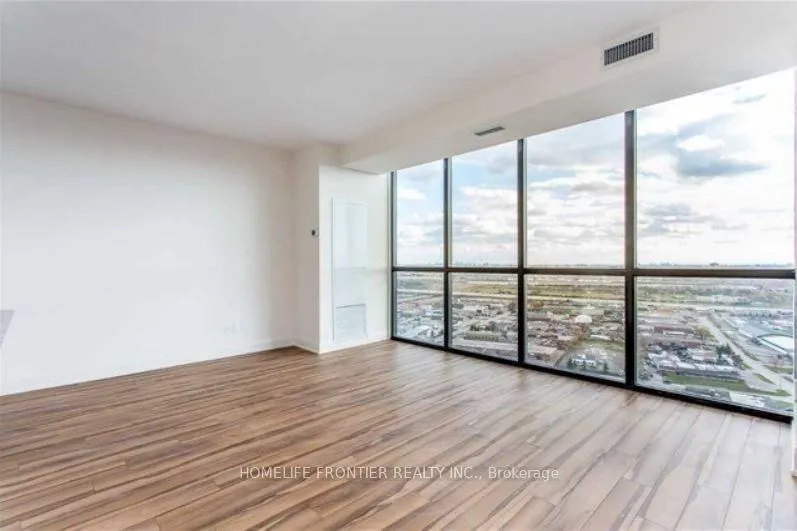 Photo 8 of Unit 2903, 2900 Highway 7, Vaughan, Concord — HOMEH