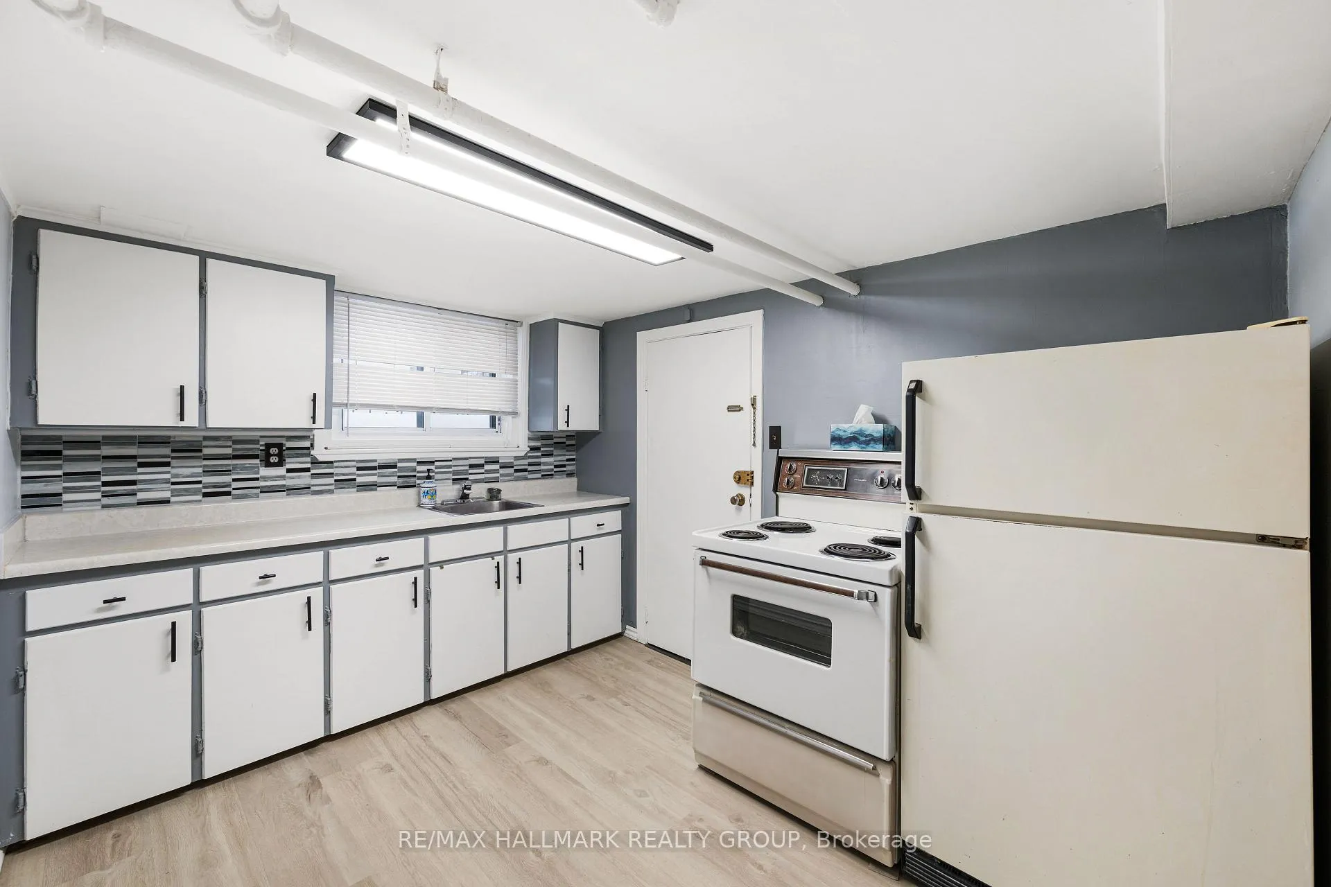 Photo 5 of 201 Ethel Street, Ottawa, Vanier — HOMEH