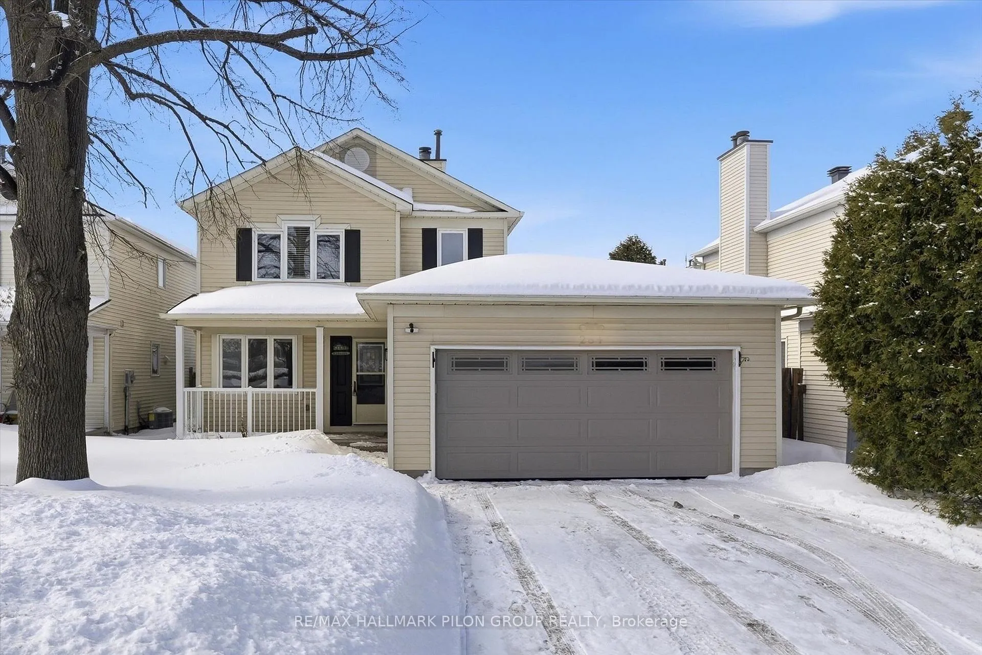 Front of 284 Mceachern Crescent