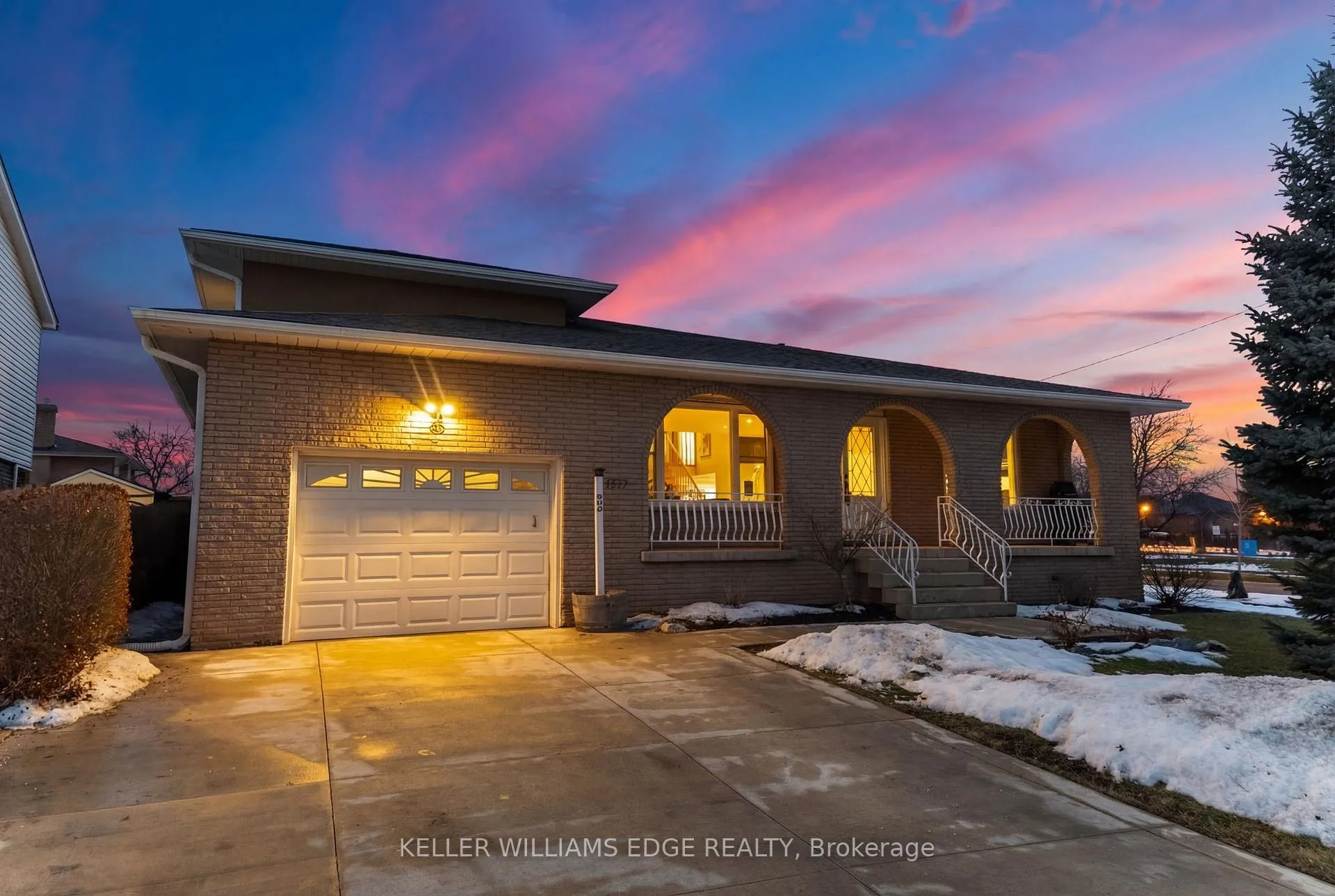 Photo 2 of 95 Ellington Avenue, Hamilton, Stoney Creek — HOMEH