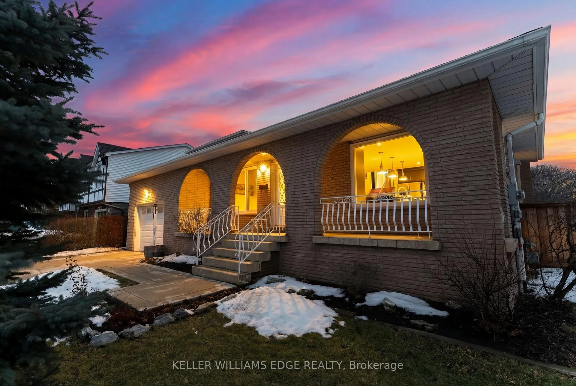 Photo 3 of 95 Ellington Avenue, Hamilton, Stoney Creek — HOMEH