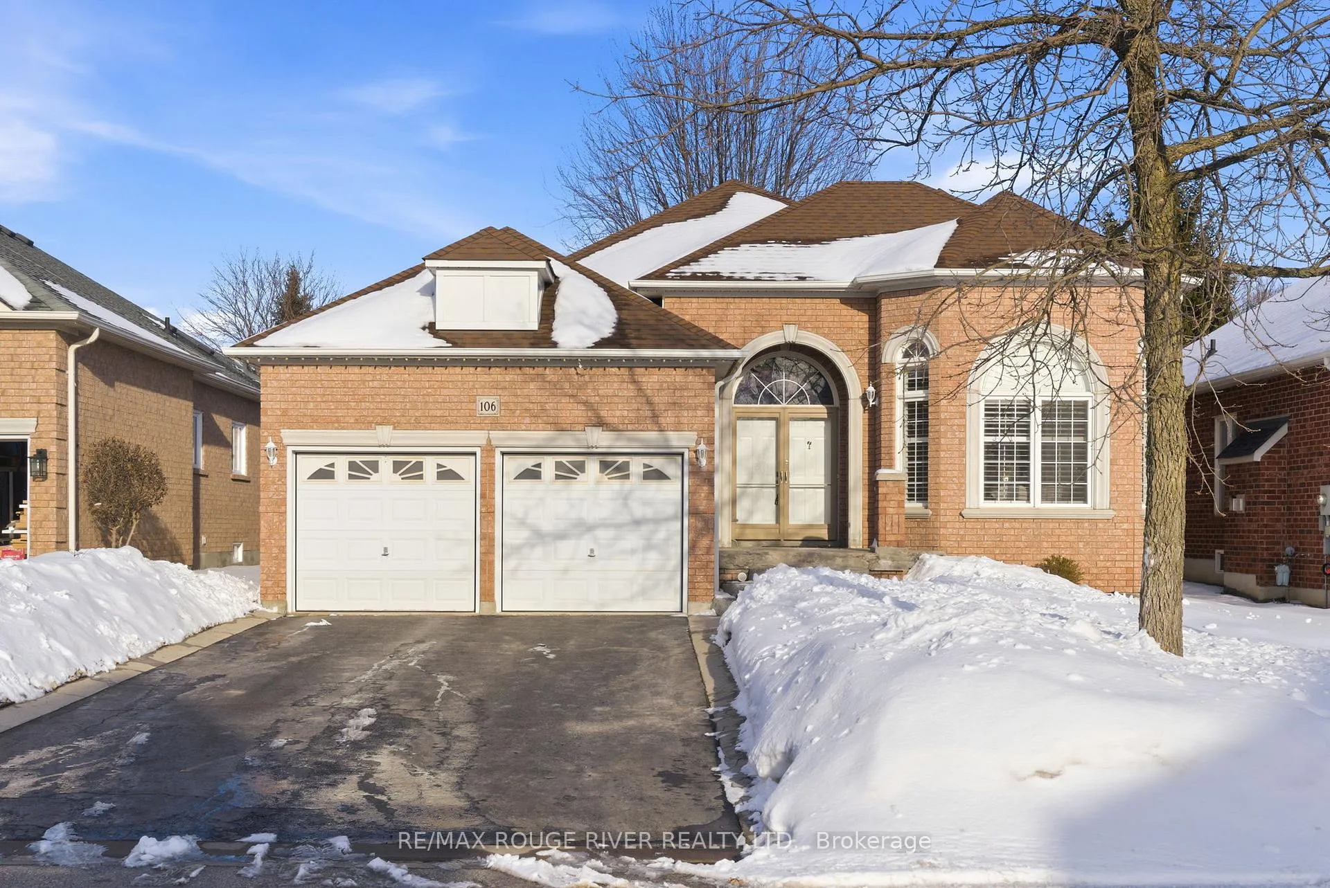 Front of 106 Tormina Boulevard
