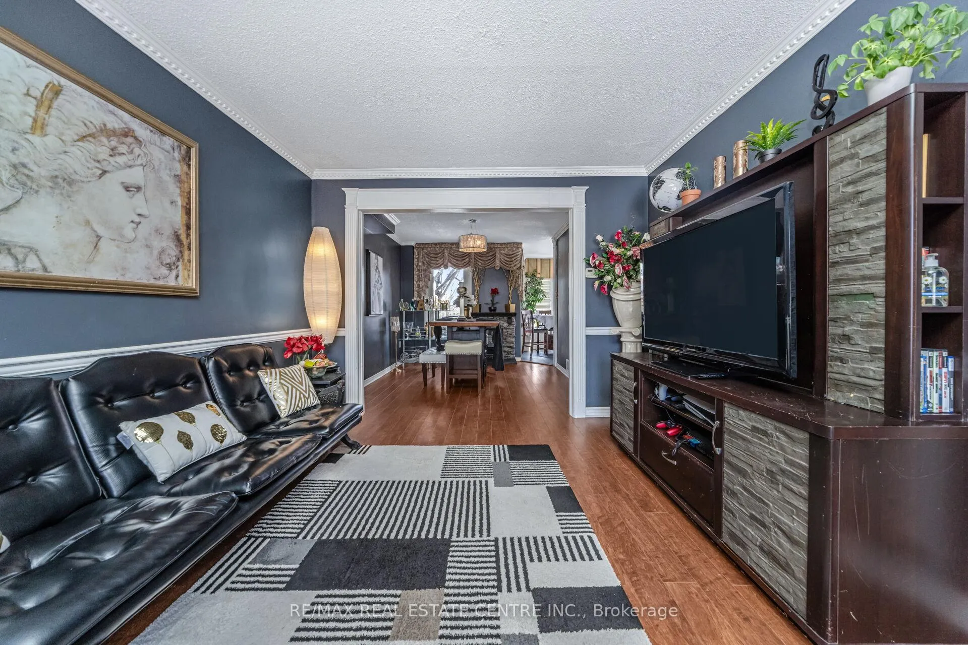 Photo 8 of 5 Lilly Crescent, Brampton, Brampton South — HOMEH
