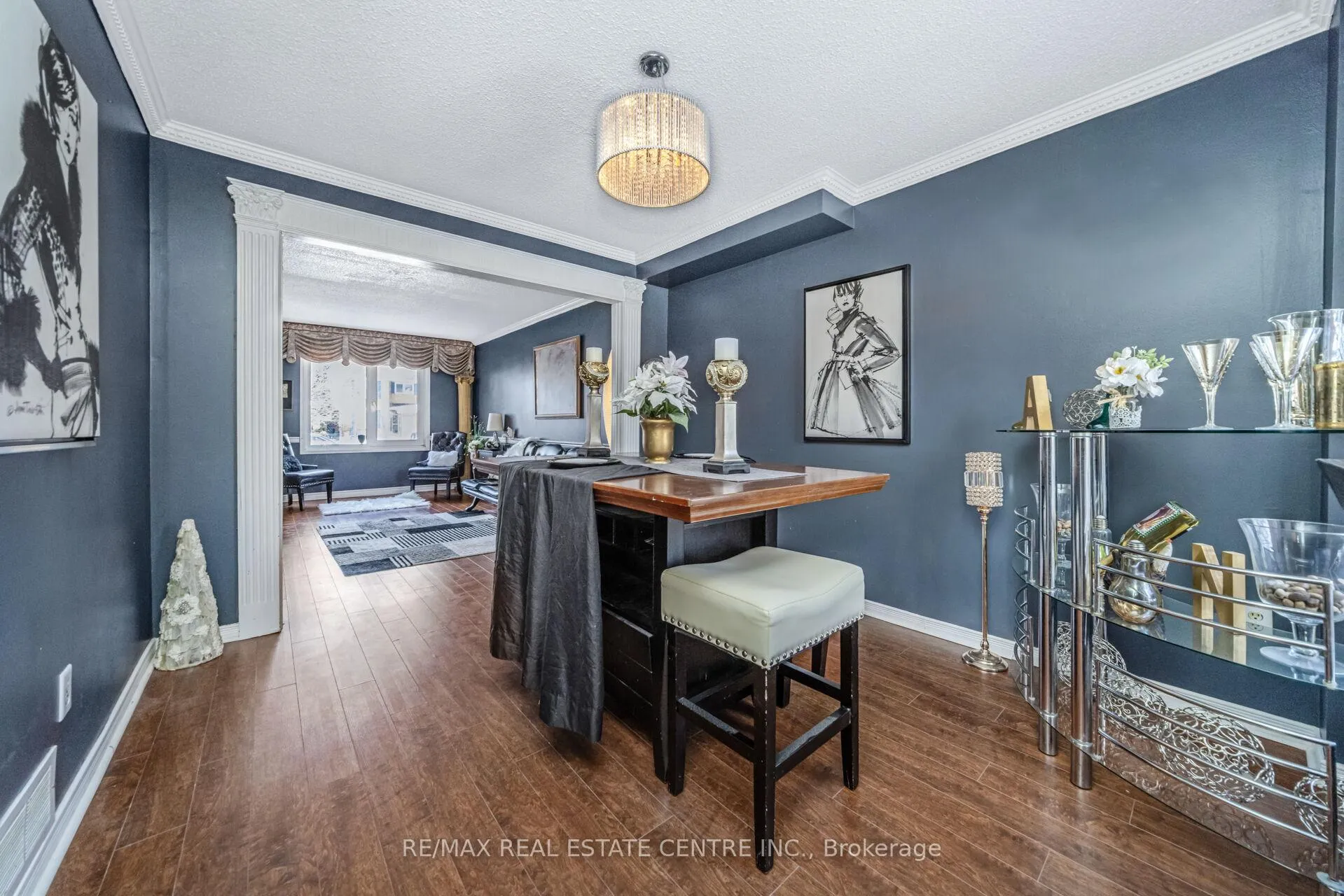 Photo 9 of 5 Lilly Crescent, Brampton, Brampton South — HOMEH