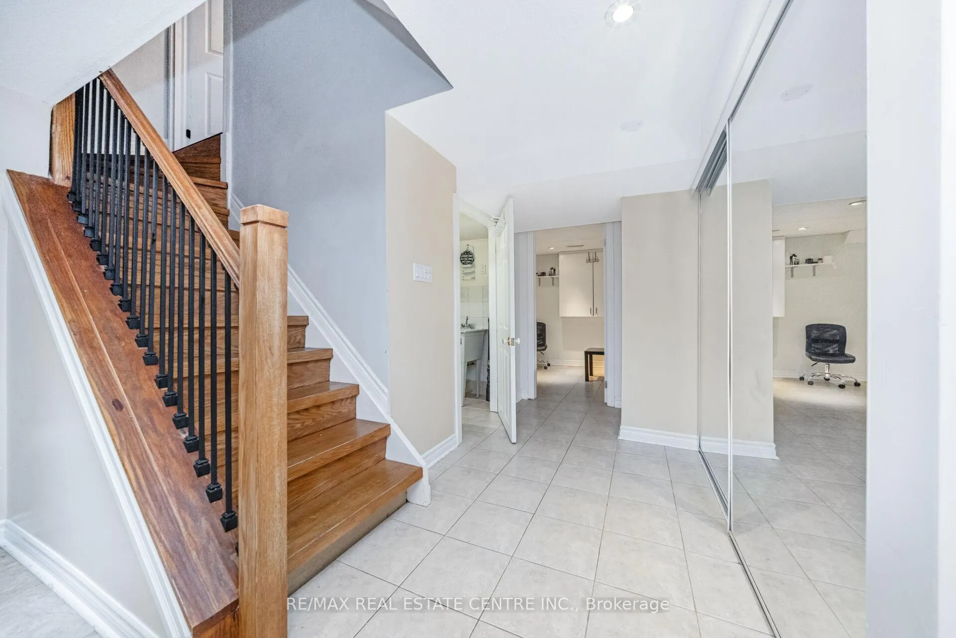 Photo 42 of 5 Lilly Crescent, Brampton, Brampton South — HOMEH