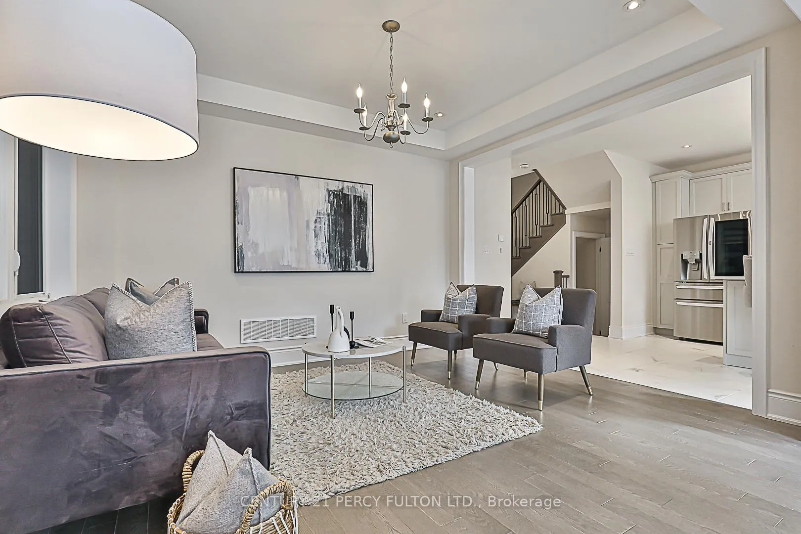 Photo 8 of 75 Jinnah Avenue, Markham, Middlefield — HOMEH