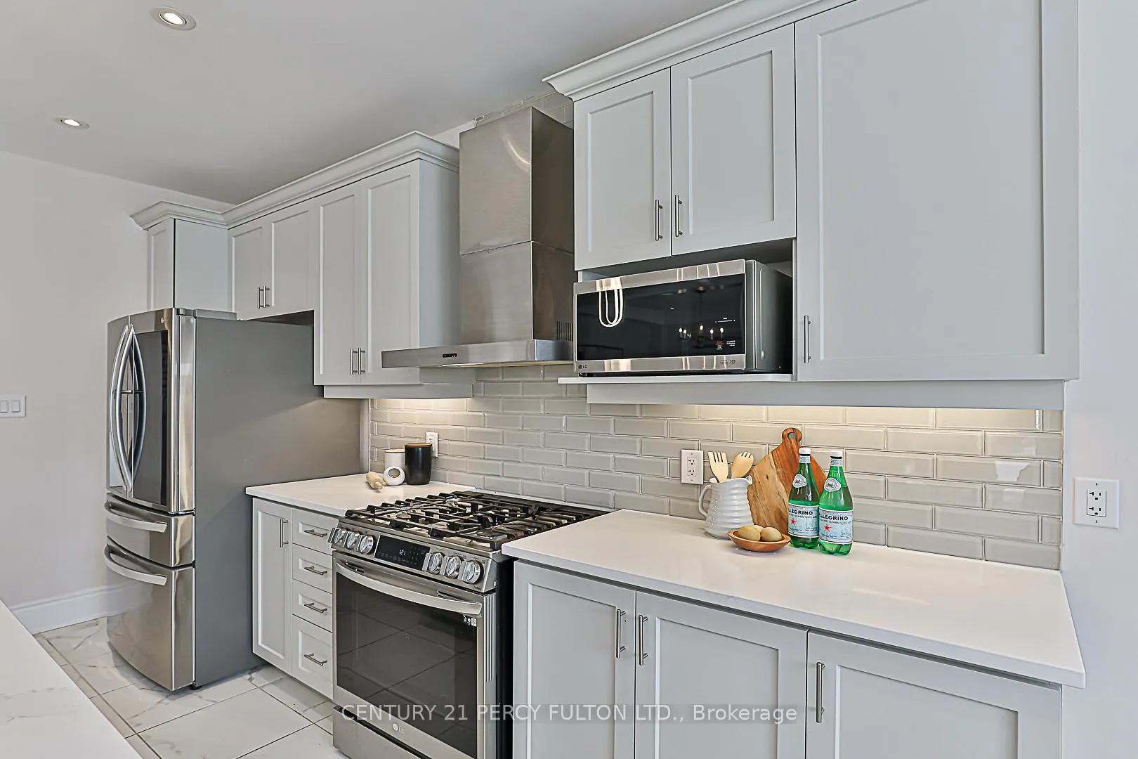 Photo 22 of 75 Jinnah Avenue, Markham, Middlefield — HOMEH