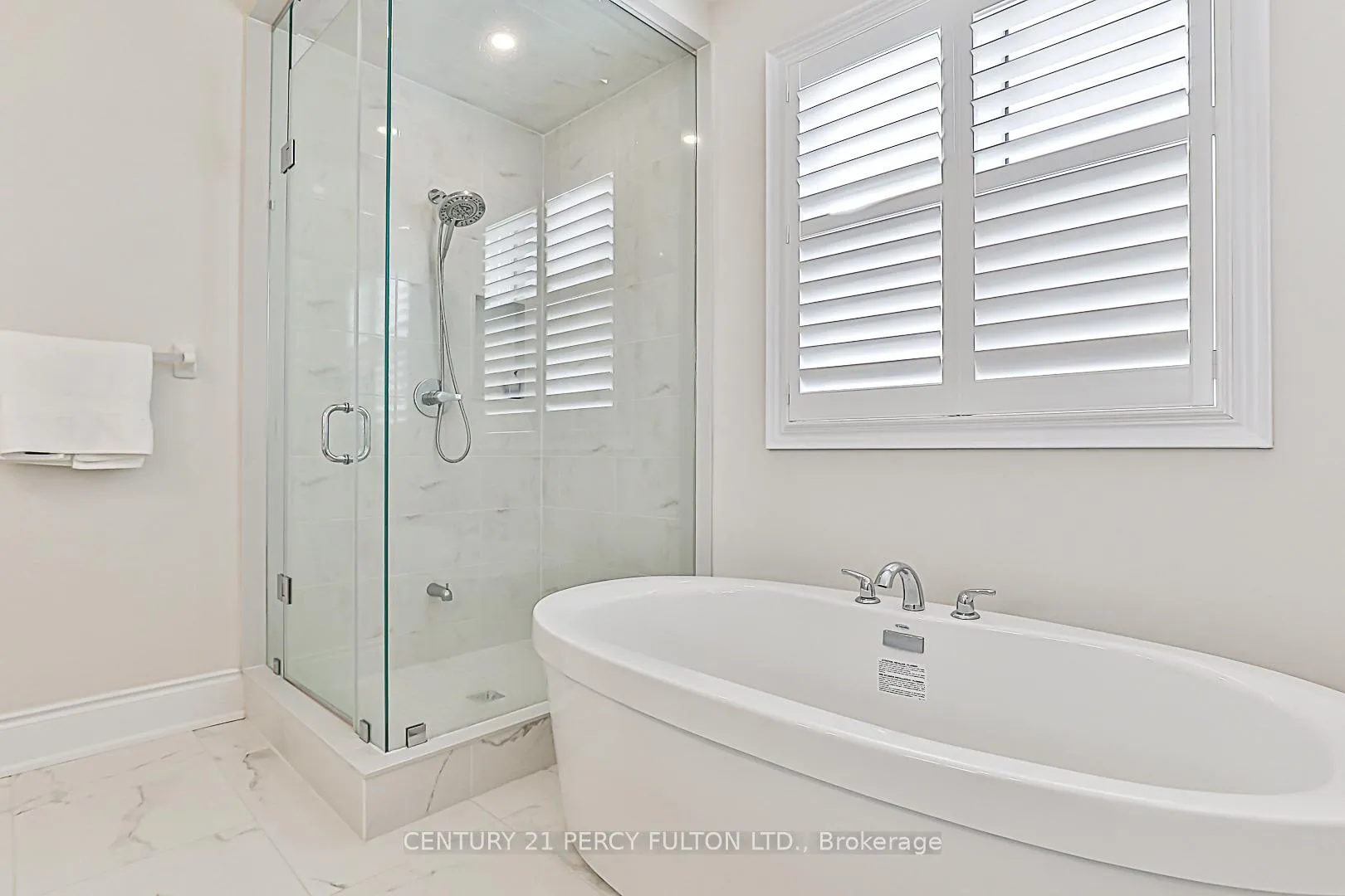 Photo 37 of 75 Jinnah Avenue, Markham, Middlefield — HOMEH