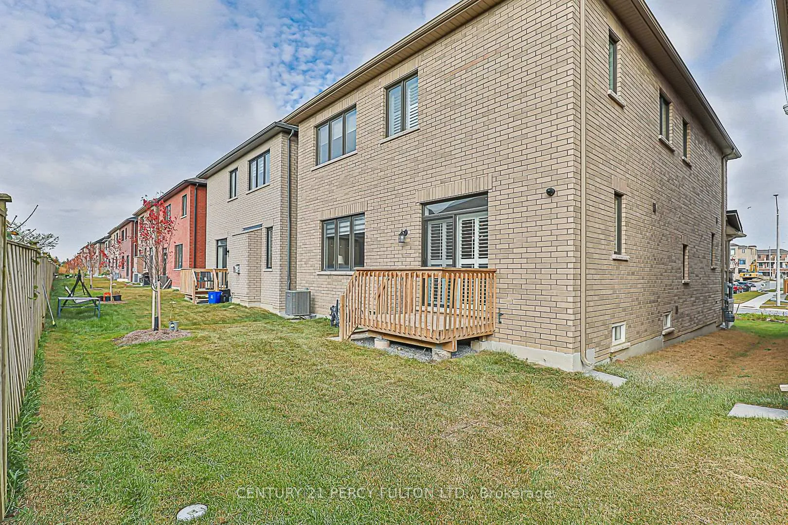 Photo 50 of 75 Jinnah Avenue, Markham, Middlefield — HOMEH