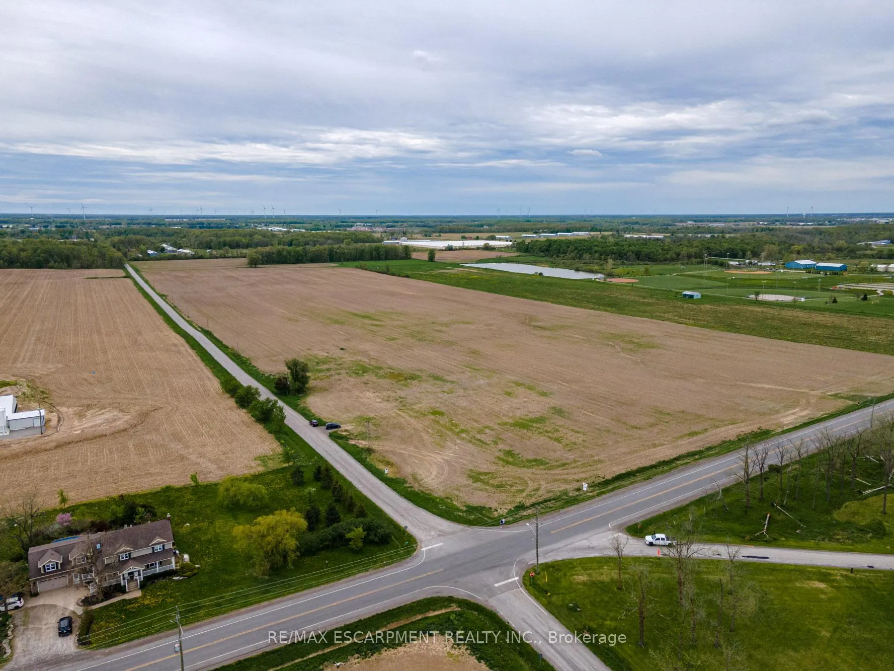 Photo 2 of 3564 Frost Road, Lincoln, Escarpment — HOMEH