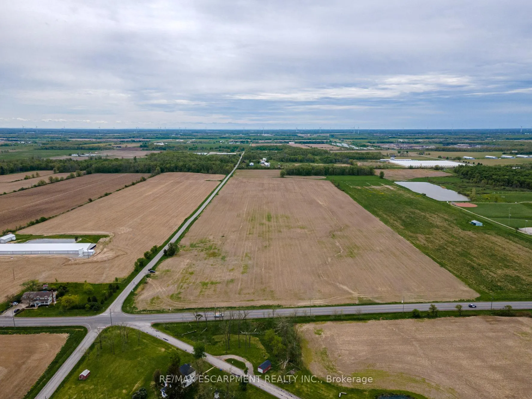 Photo 3 of 3564 Frost Road, Lincoln, Escarpment — HOMEH