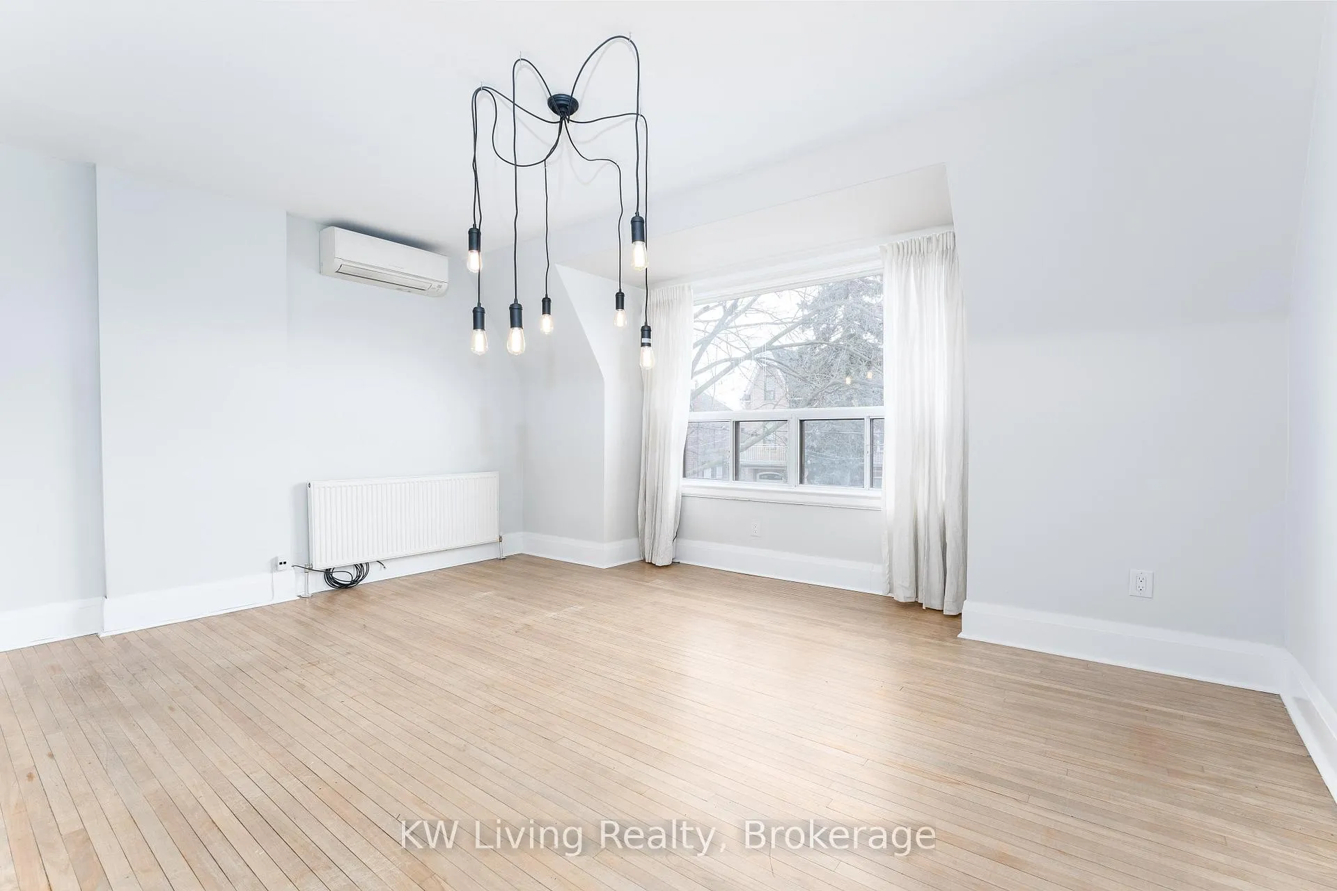 Photo 2 of Unit Upper, 157 Margueretta Street, Toronto, Dufferin Grove — HOMEH