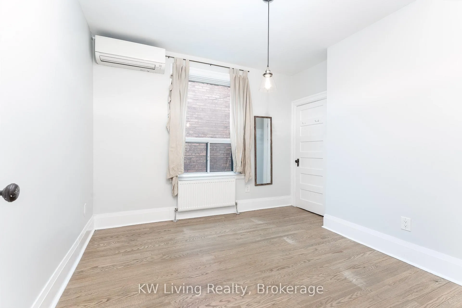 Photo 5 of Unit Upper, 157 Margueretta Street, Toronto, Dufferin Grove — HOMEH