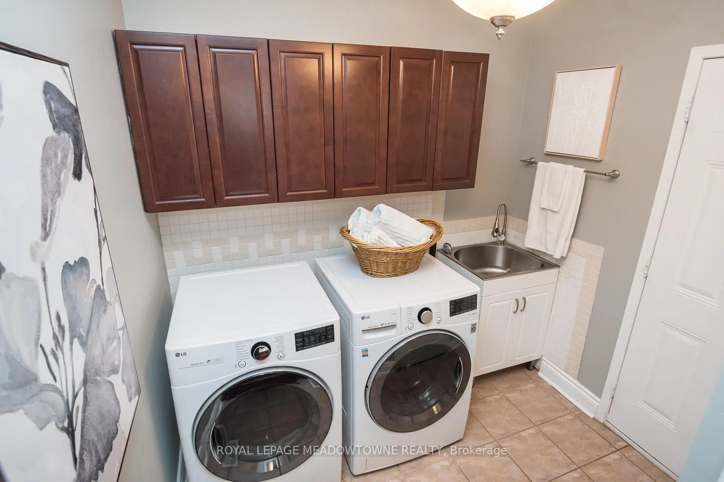 Photo 21 of 1029 Easterbrook Crescent, Milton, Coates — HOMEH