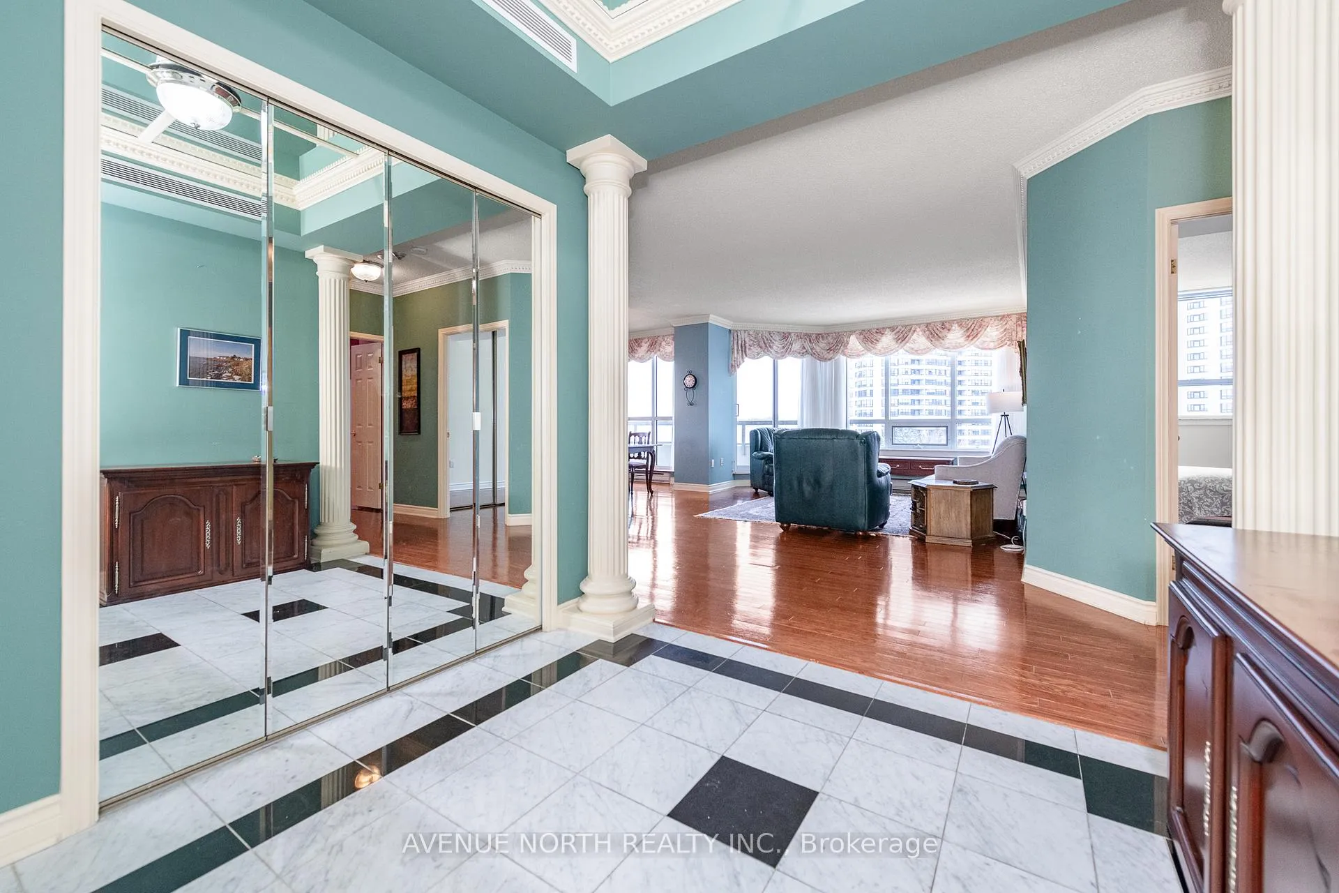 Photo 4 of Unit 606, 1480 Riverside Drive, Ottawa, Riverview Park — HOMEH