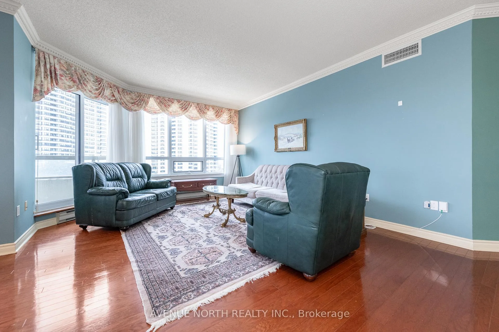 Photo 5 of Unit 606, 1480 Riverside Drive, Ottawa, Riverview Park — HOMEH