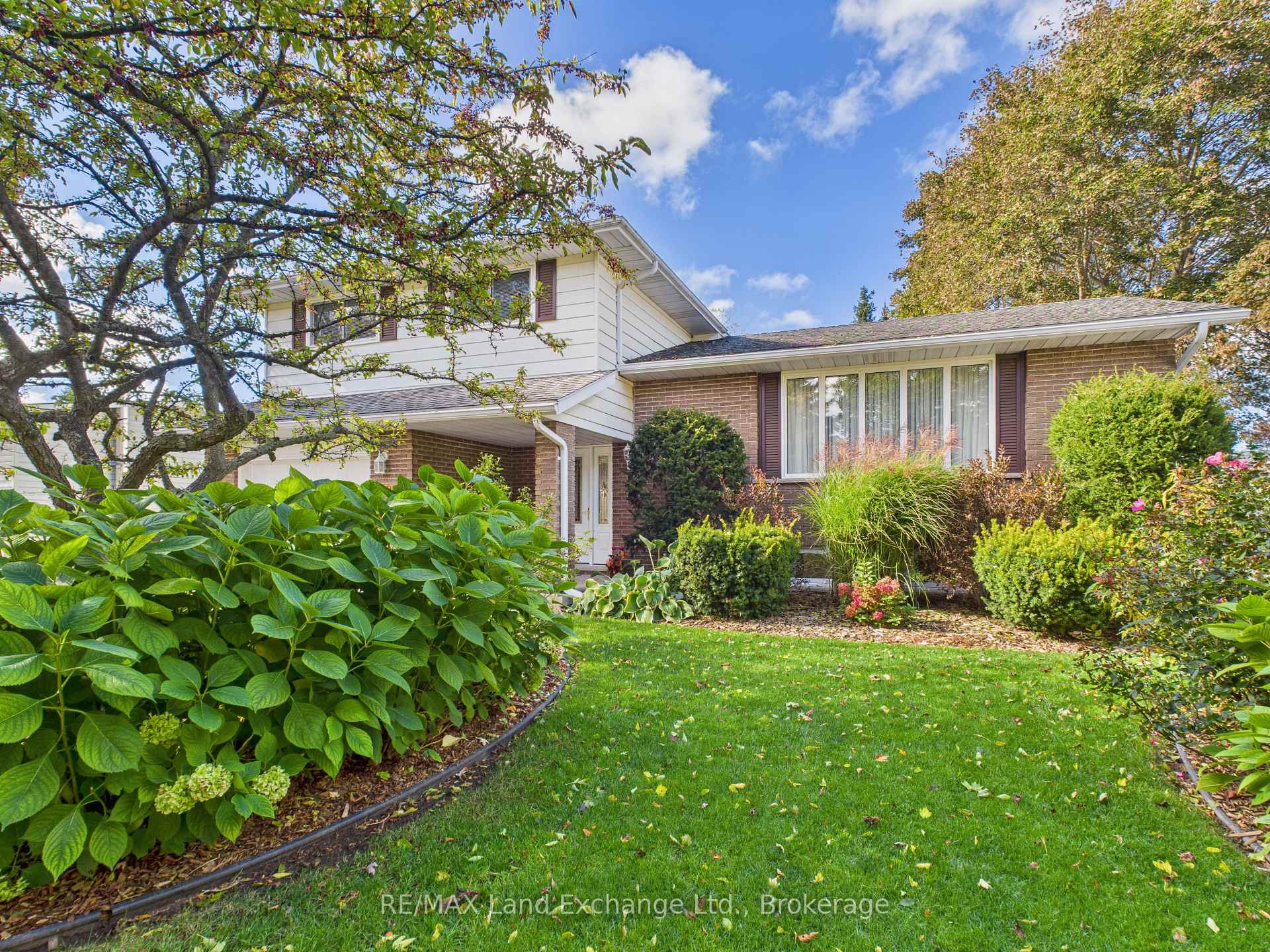Photo 4 of 228 Willow Road, Kincardine — HOMEH