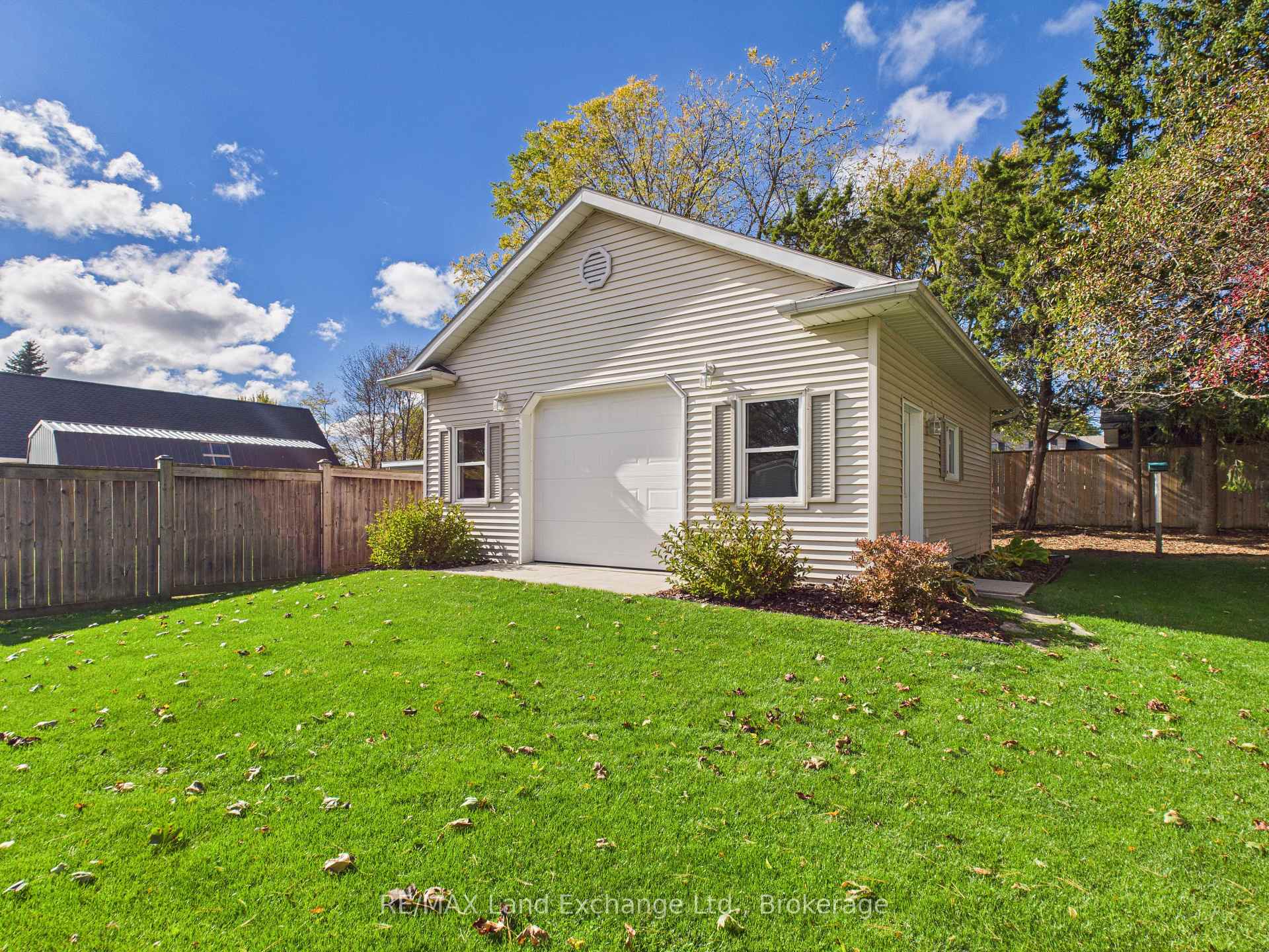 Photo 7 of 228 Willow Road, Kincardine — HOMEH