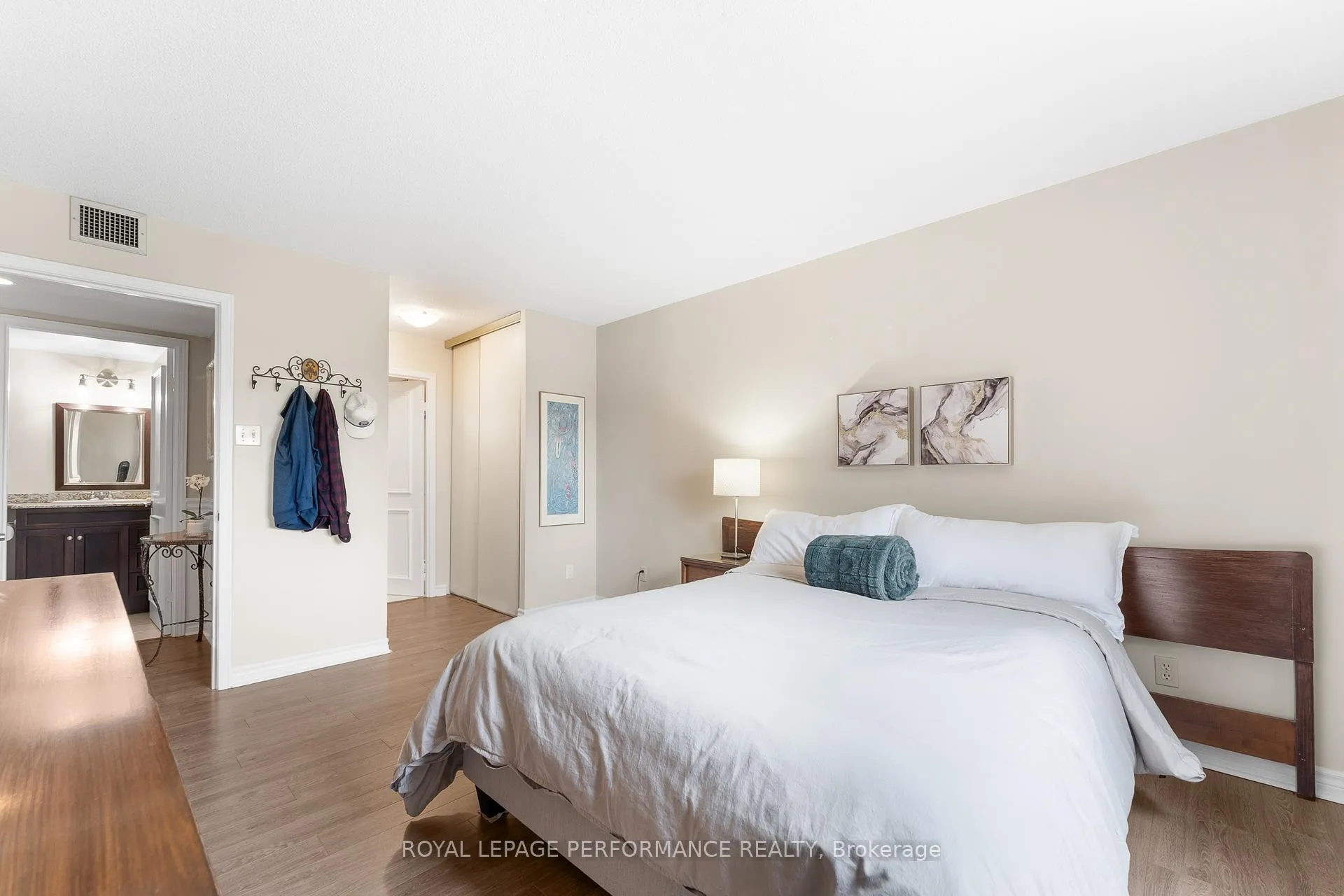 Photo 24 of Unit 304, 50 Emmerson Avenue, Ottawa, Mechanicsville — HOMEH