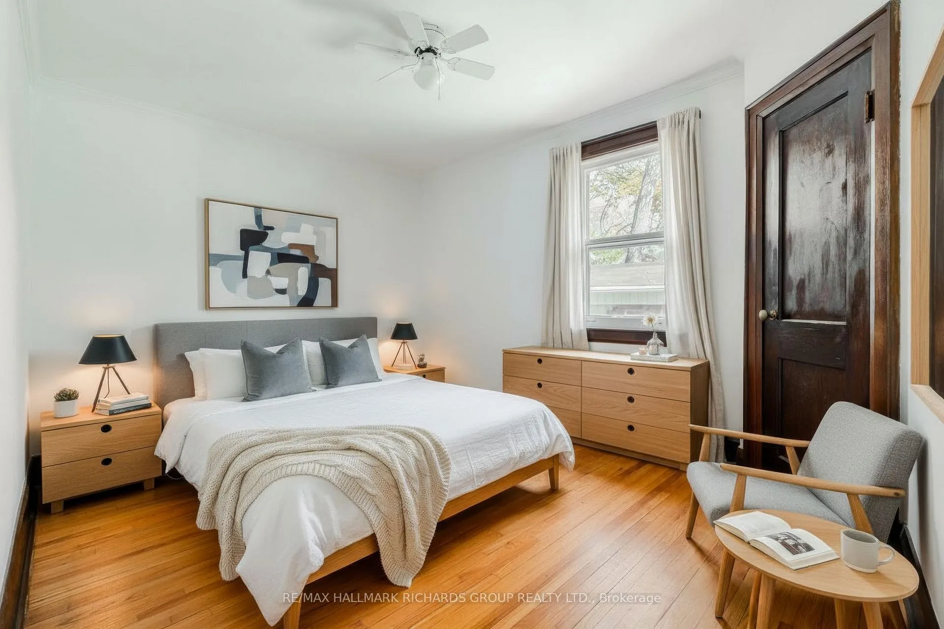 Photo 13 of Unit 2, 15 Courcelette Road, Scarborough, Birchcliffe-Cliffside — HOMEH