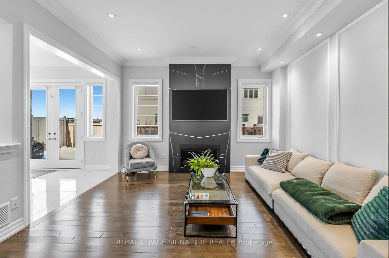 Photo 20 of 3907 Thomas Alton Boulevard, Burlington, Alton — HOMEH