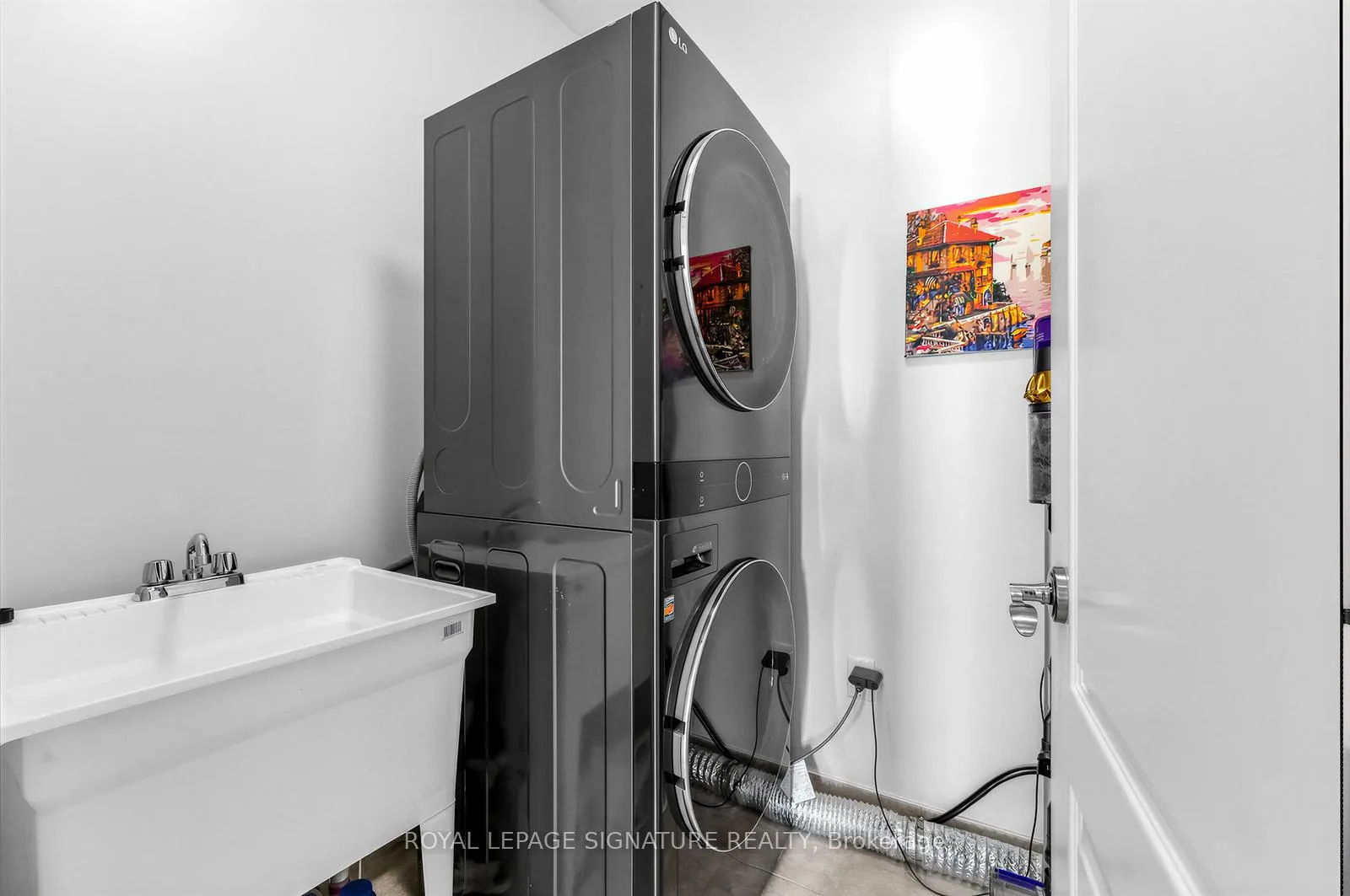 Photo 38 of 3907 Thomas Alton Boulevard, Burlington, Alton — HOMEH