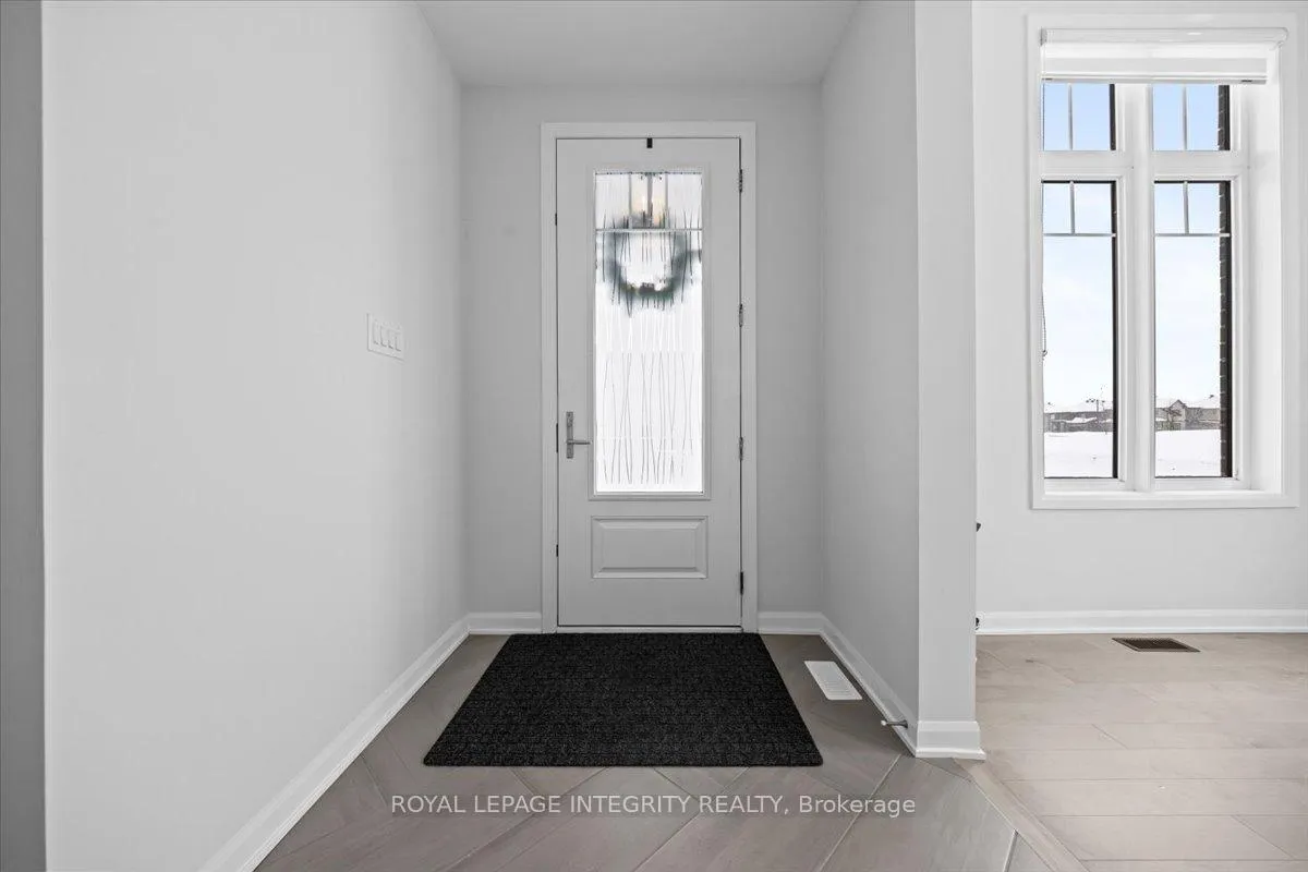 Photo 6 of 101 D'arleux Place, Ottawa, Mahogany Community — HOMEH