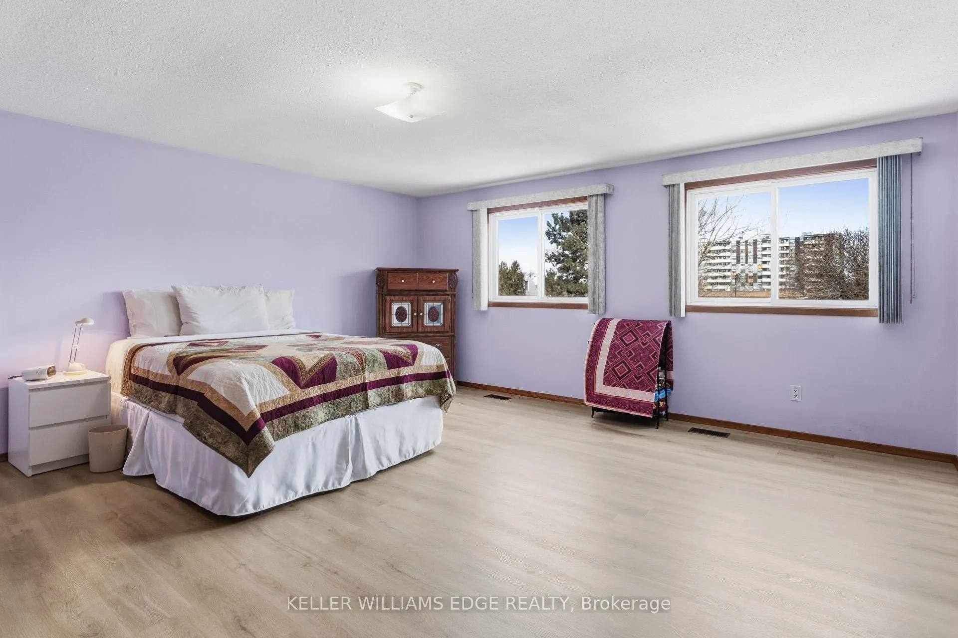 Photo 18 of 64 Neil Avenue, Hamilton, Stoney Creek — HOMEH