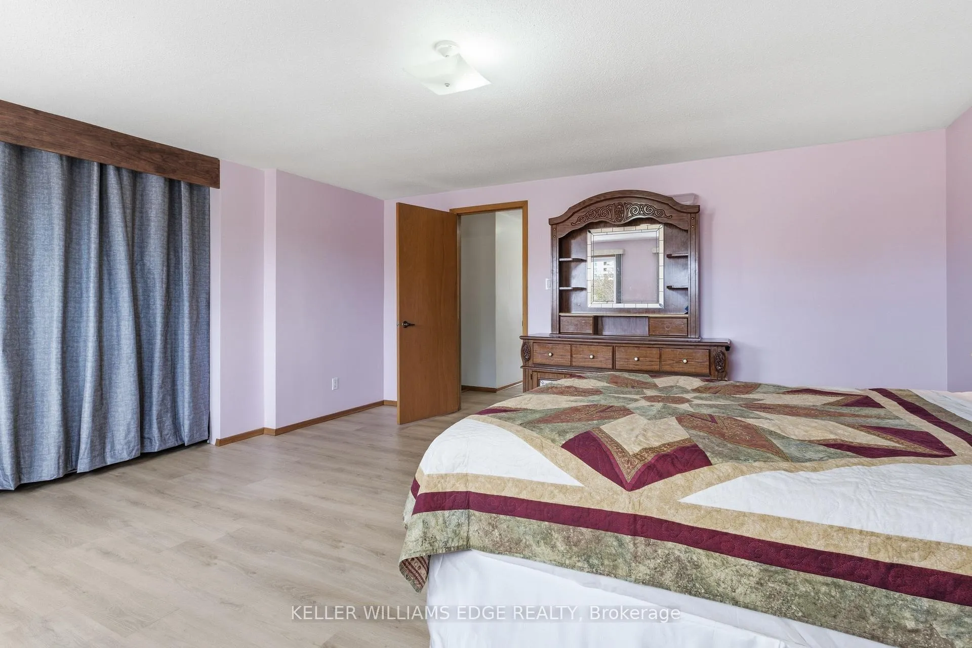 Photo 19 of 64 Neil Avenue, Hamilton, Stoney Creek — HOMEH