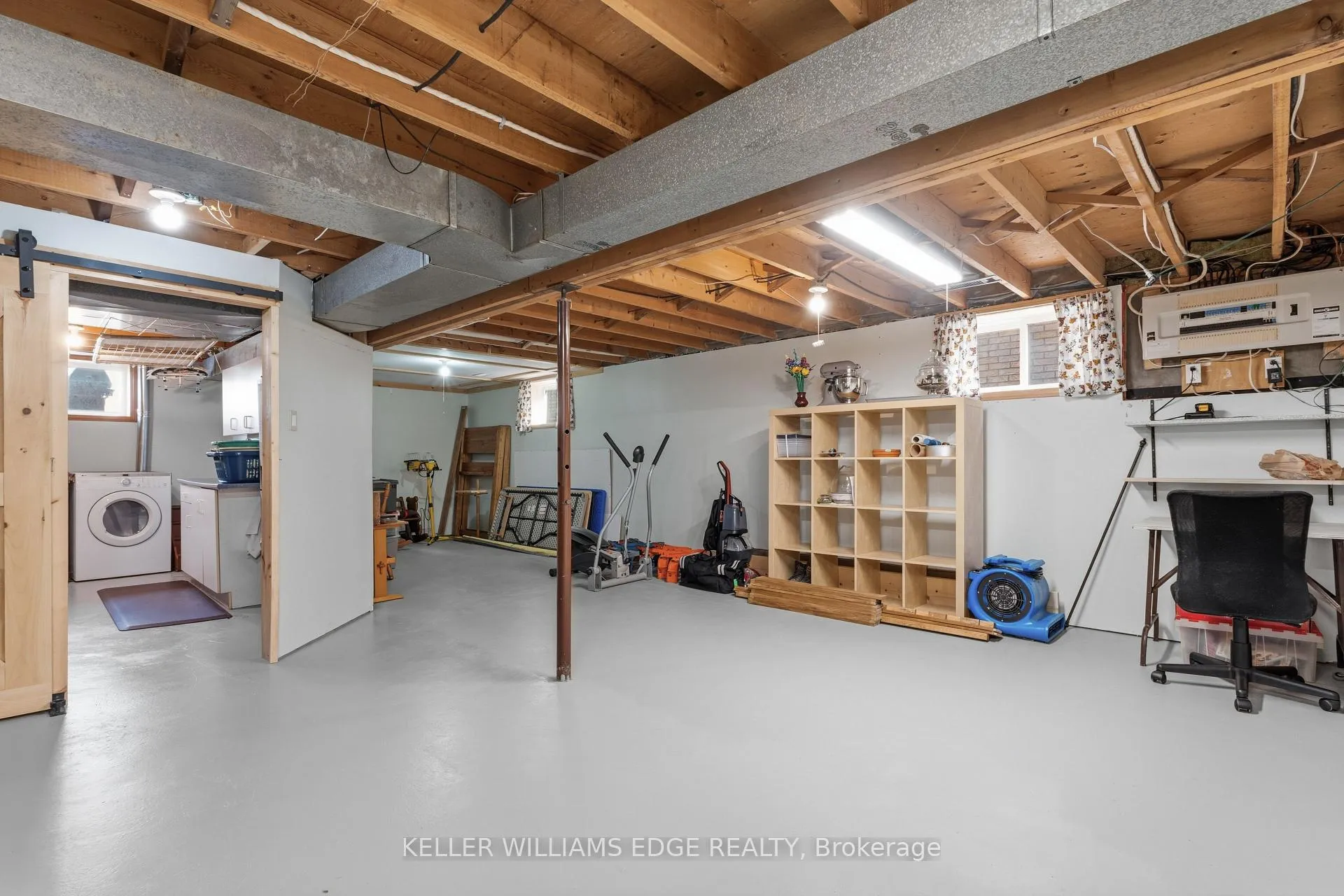 Photo 25 of 64 Neil Avenue, Hamilton, Stoney Creek — HOMEH