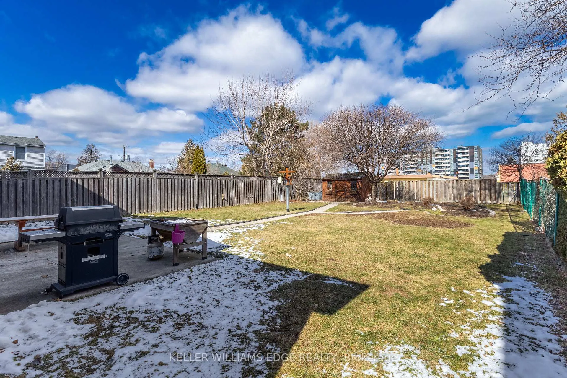 Photo 33 of 64 Neil Avenue, Hamilton, Stoney Creek — HOMEH