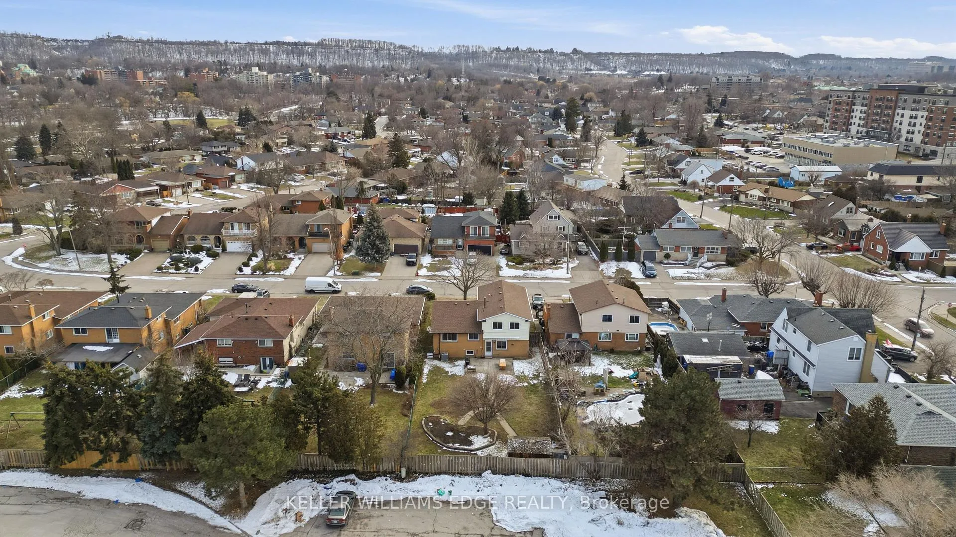 Photo 39 of 64 Neil Avenue, Hamilton, Stoney Creek — HOMEH