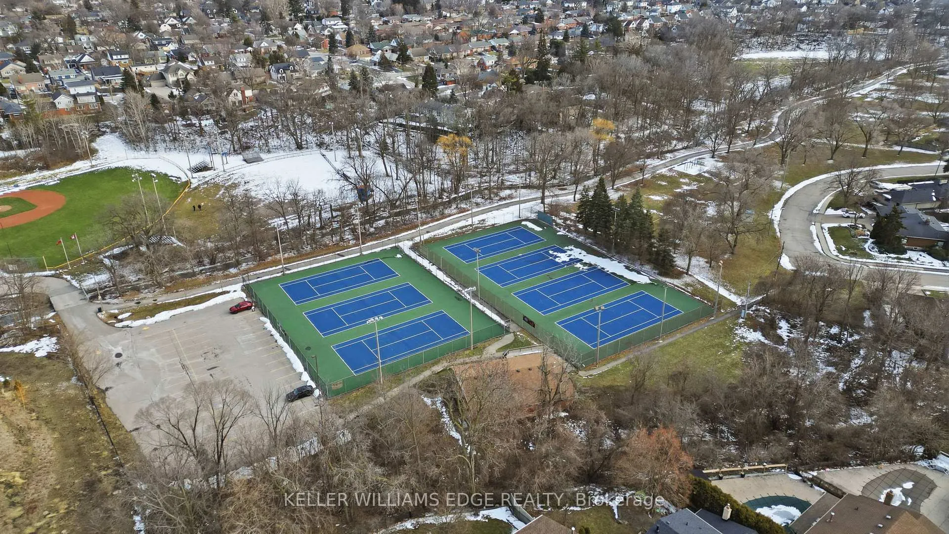Photo 41 of 64 Neil Avenue, Hamilton, Stoney Creek — HOMEH