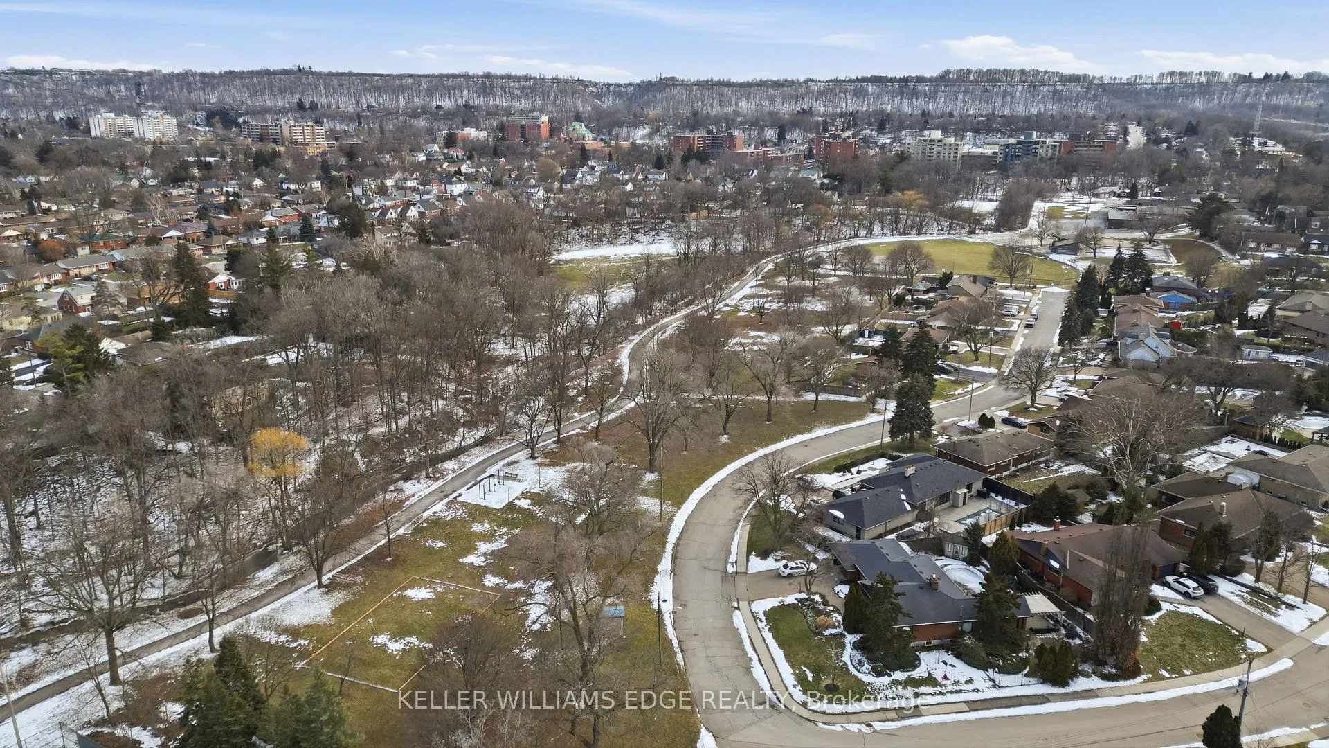 Photo 42 of 64 Neil Avenue, Hamilton, Stoney Creek — HOMEH