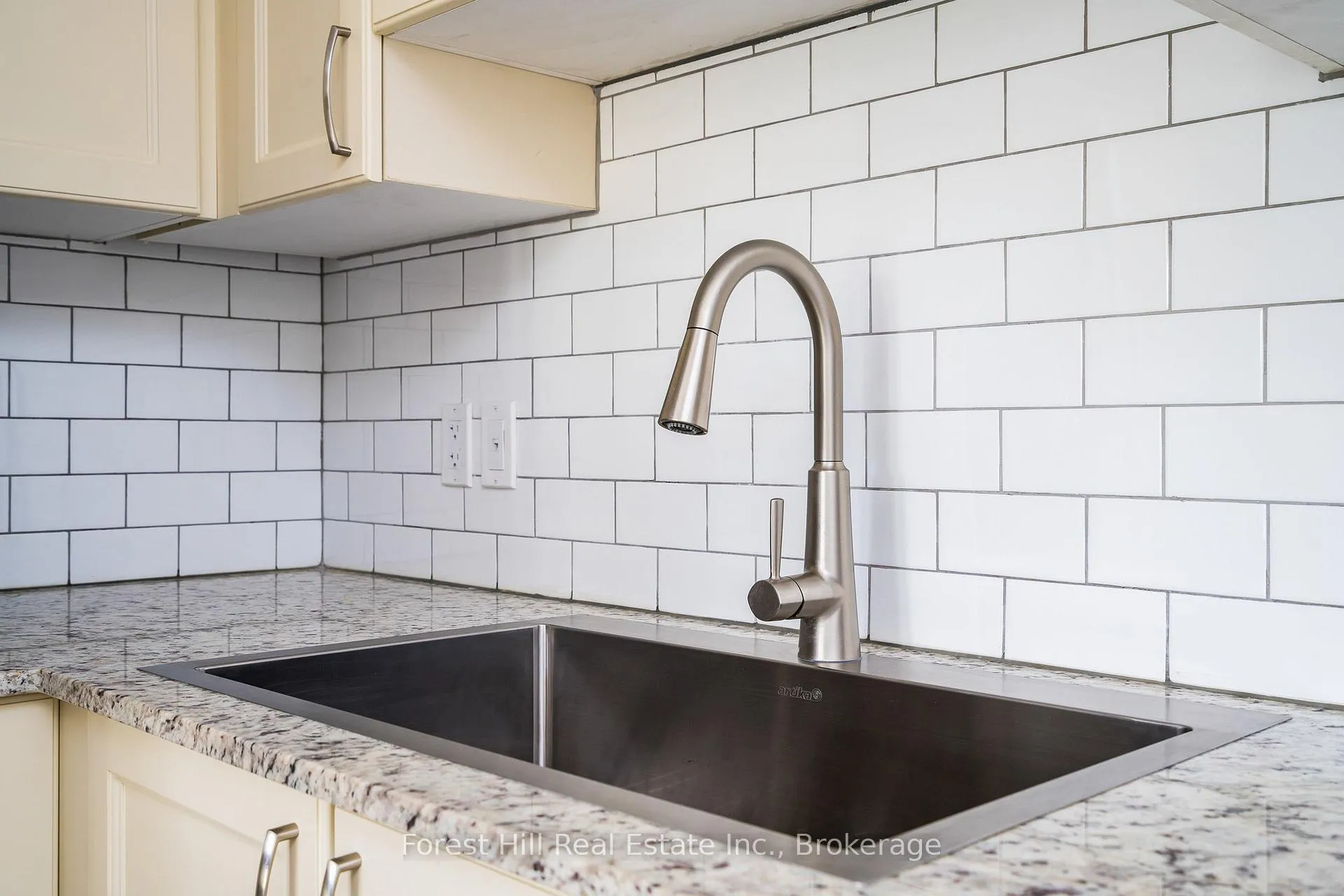 Photo 17 of Unit 108, 2 Anchorage Crescent, Collingwood — HOMEH