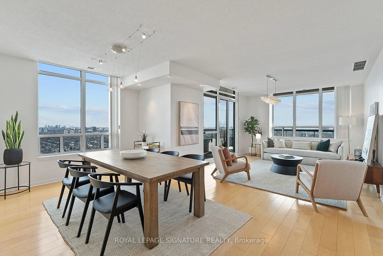 Photo 1 of Unit PH106, 8 Hillcrest Avenue, North York, Willowdale East — HOMEH