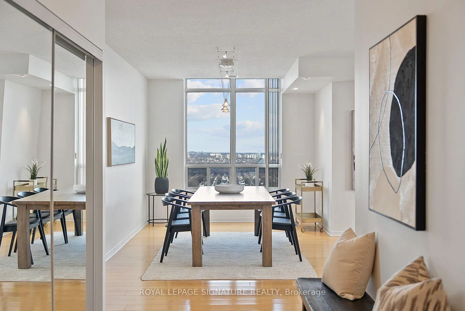 Photo 8 of Unit PH106, 8 Hillcrest Avenue, North York, Willowdale East — HOMEH