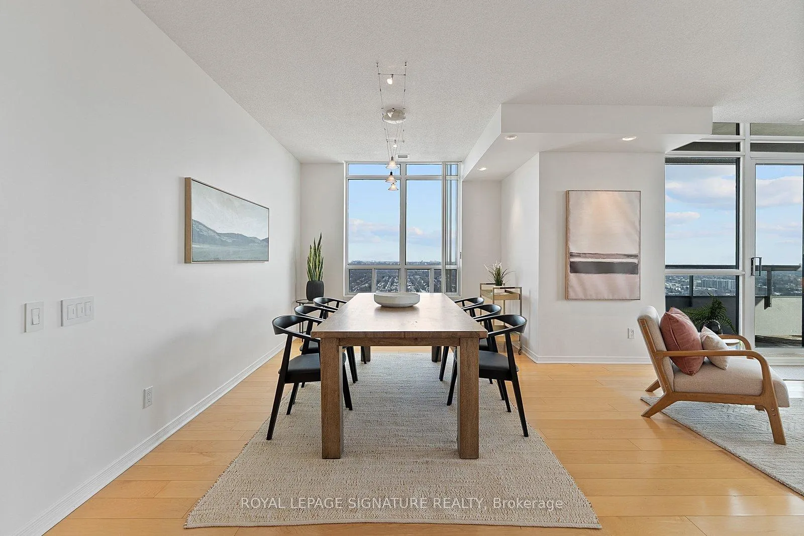 Photo 9 of Unit PH106, 8 Hillcrest Avenue, North York, Willowdale East — HOMEH