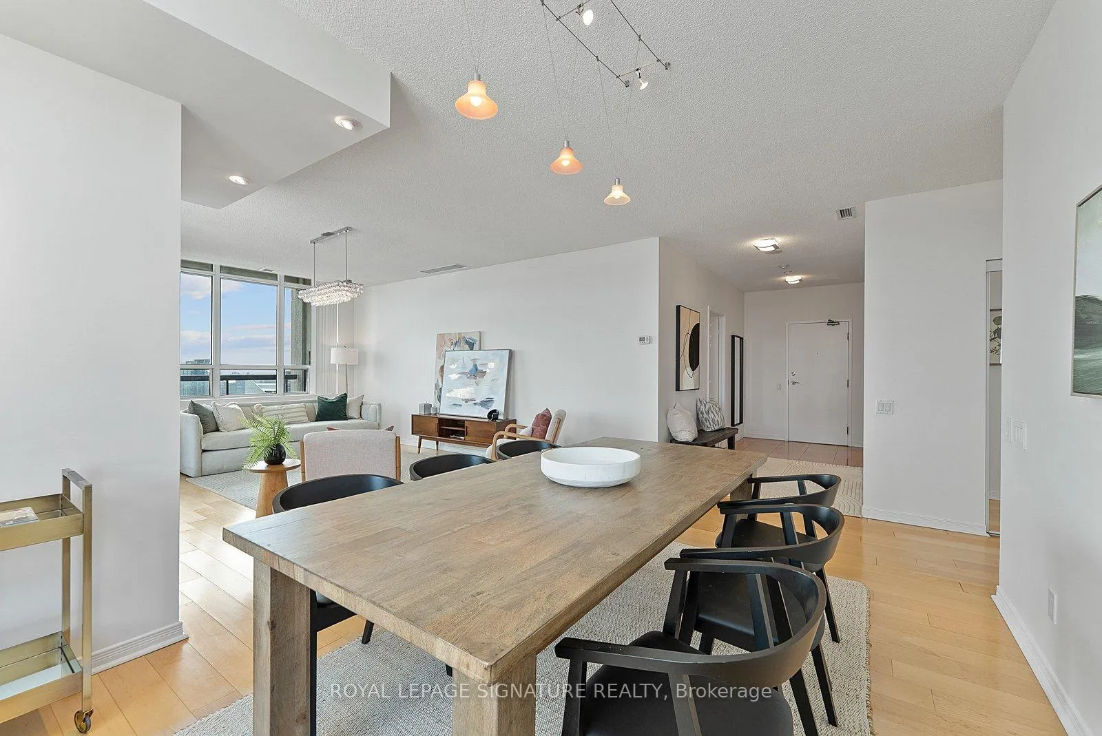Photo 10 of Unit PH106, 8 Hillcrest Avenue, North York, Willowdale East — HOMEH