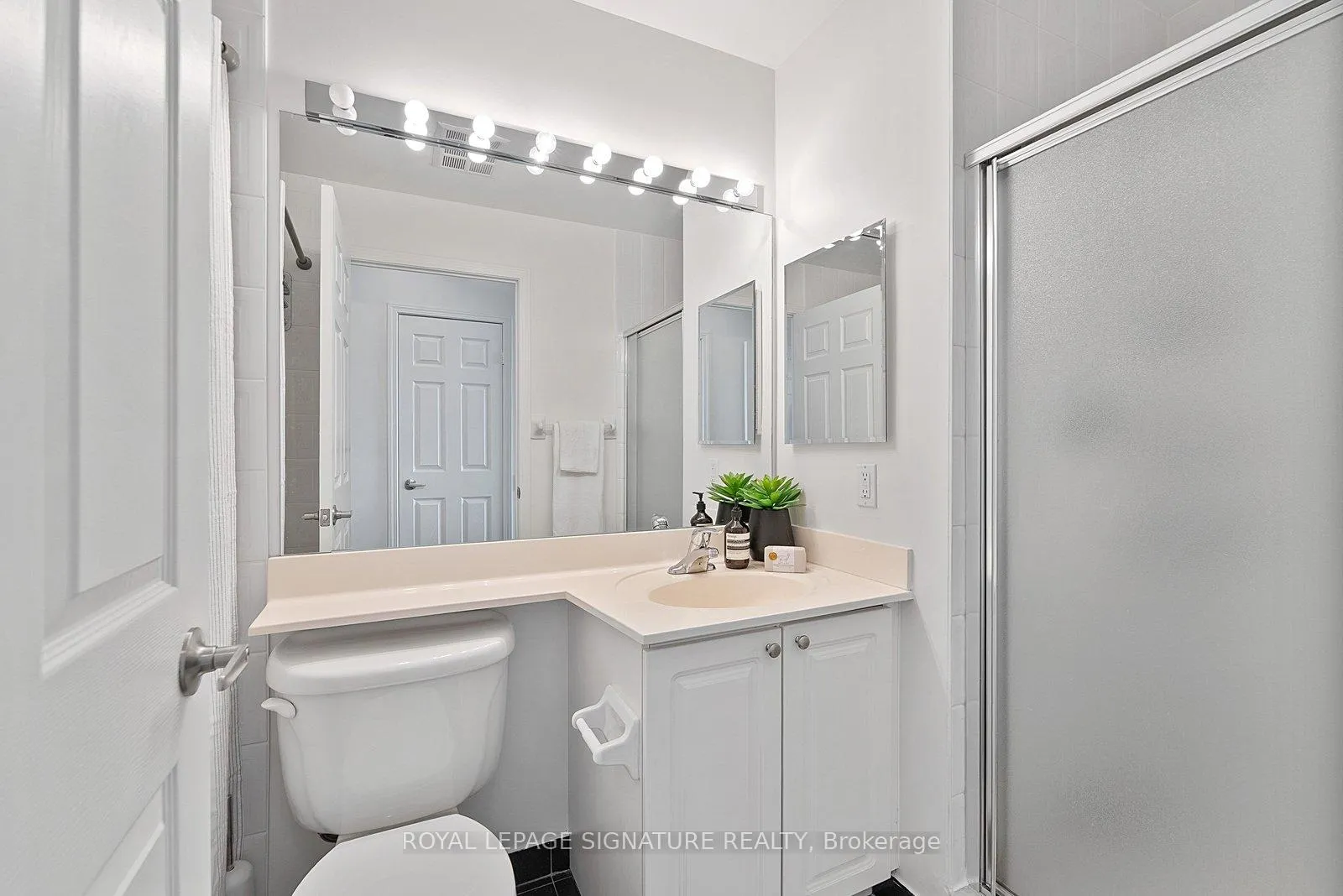 Photo 41 of Unit PH106, 8 Hillcrest Avenue, North York, Willowdale East — HOMEH