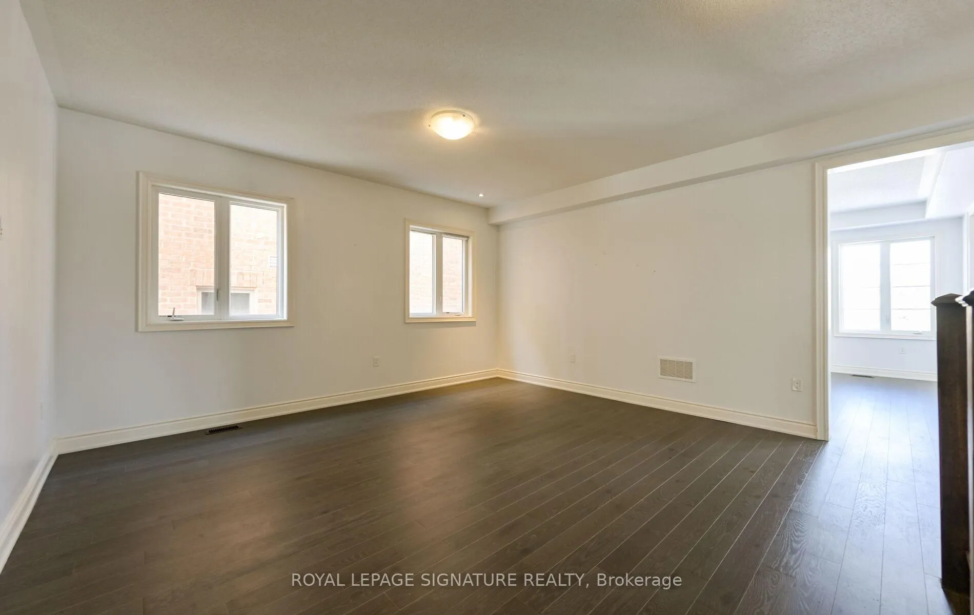 Photo 10 of 343 Humphrey Street, Hamilton, Waterdown — HOMEH